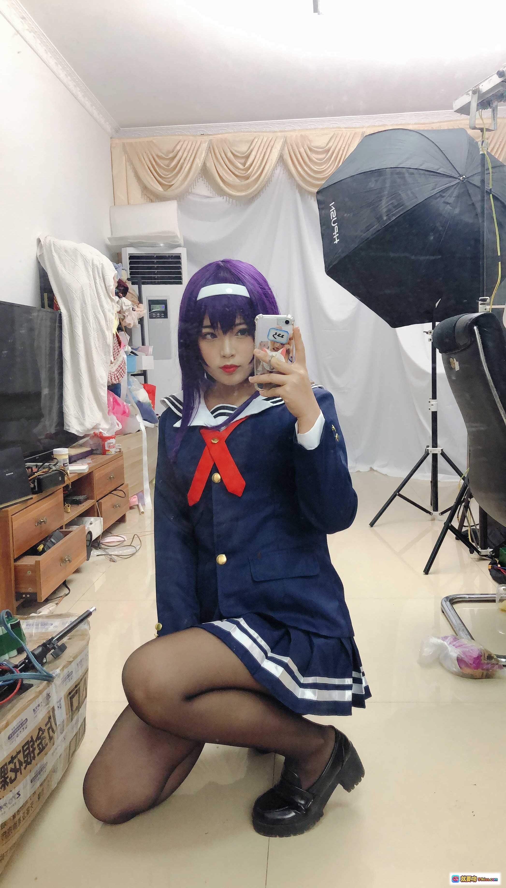 图片[6] - 白烨Vol.019紫发学姐校服自拍写真 白衬衫蕾丝内衣黑丝短裙美腿镜前自拍性感可爱风 - 就要吻