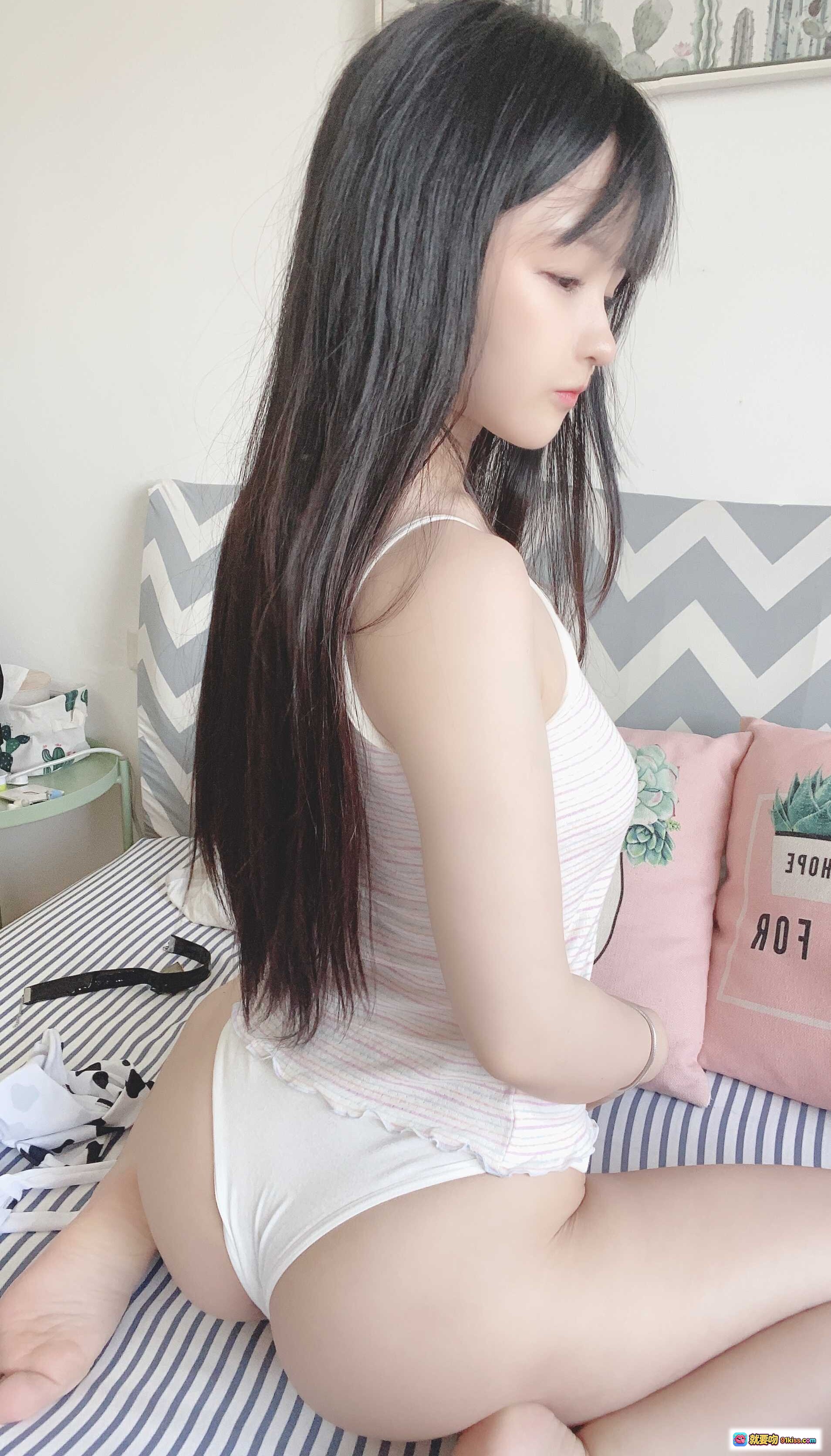 图片[10] - 桜井宁宁NO.009少女日常写真 | 清纯甜美居家风 | 粉色条纹内衣诱惑 | 47P高清图集 - 就要吻