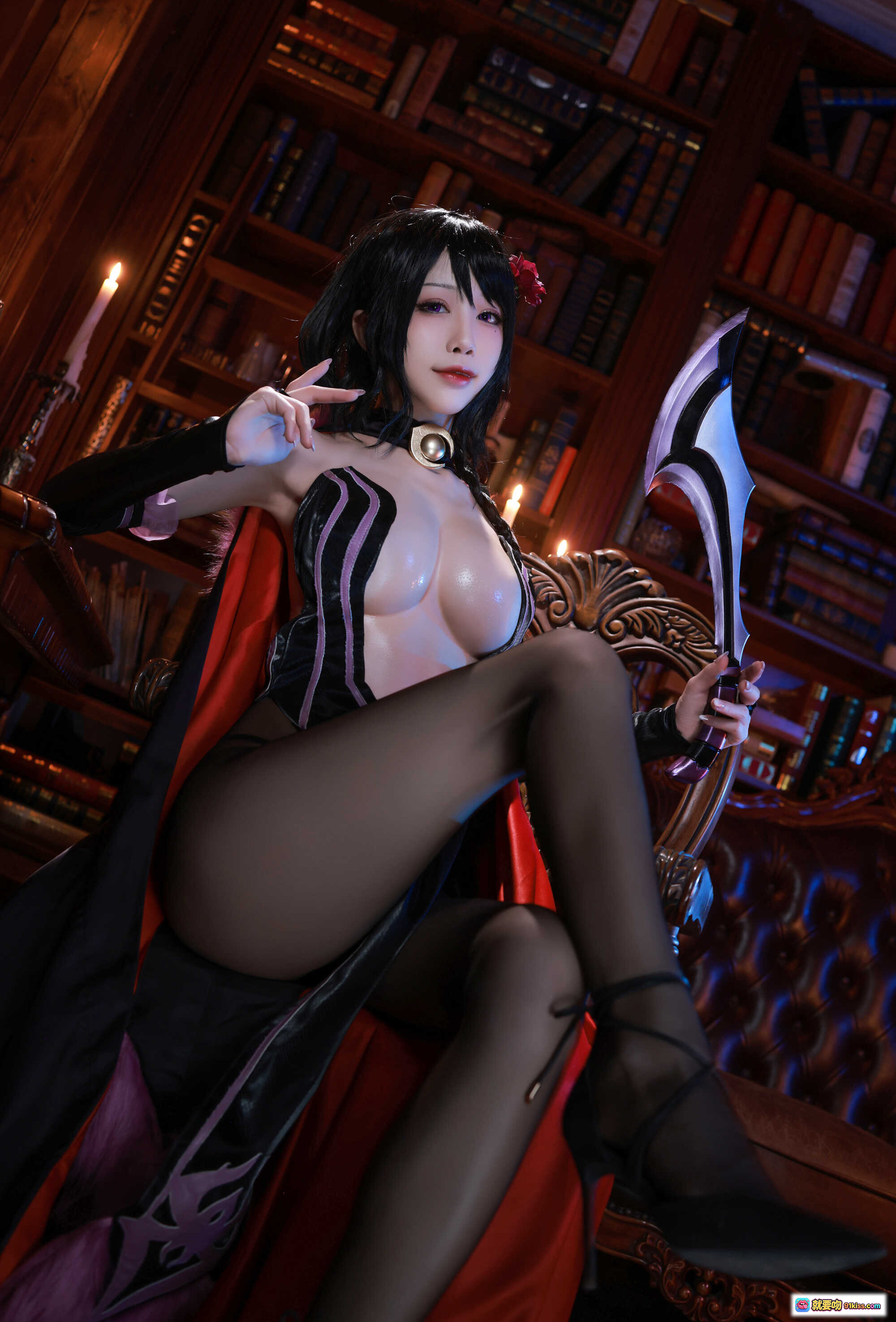 图片[2] - 水淼aqua NO.084 猎肠者Cosplay写真 | 黑丝蕾丝性感造型 | 书库烛光氛围美图 | 75P高清图集 - 就要吻