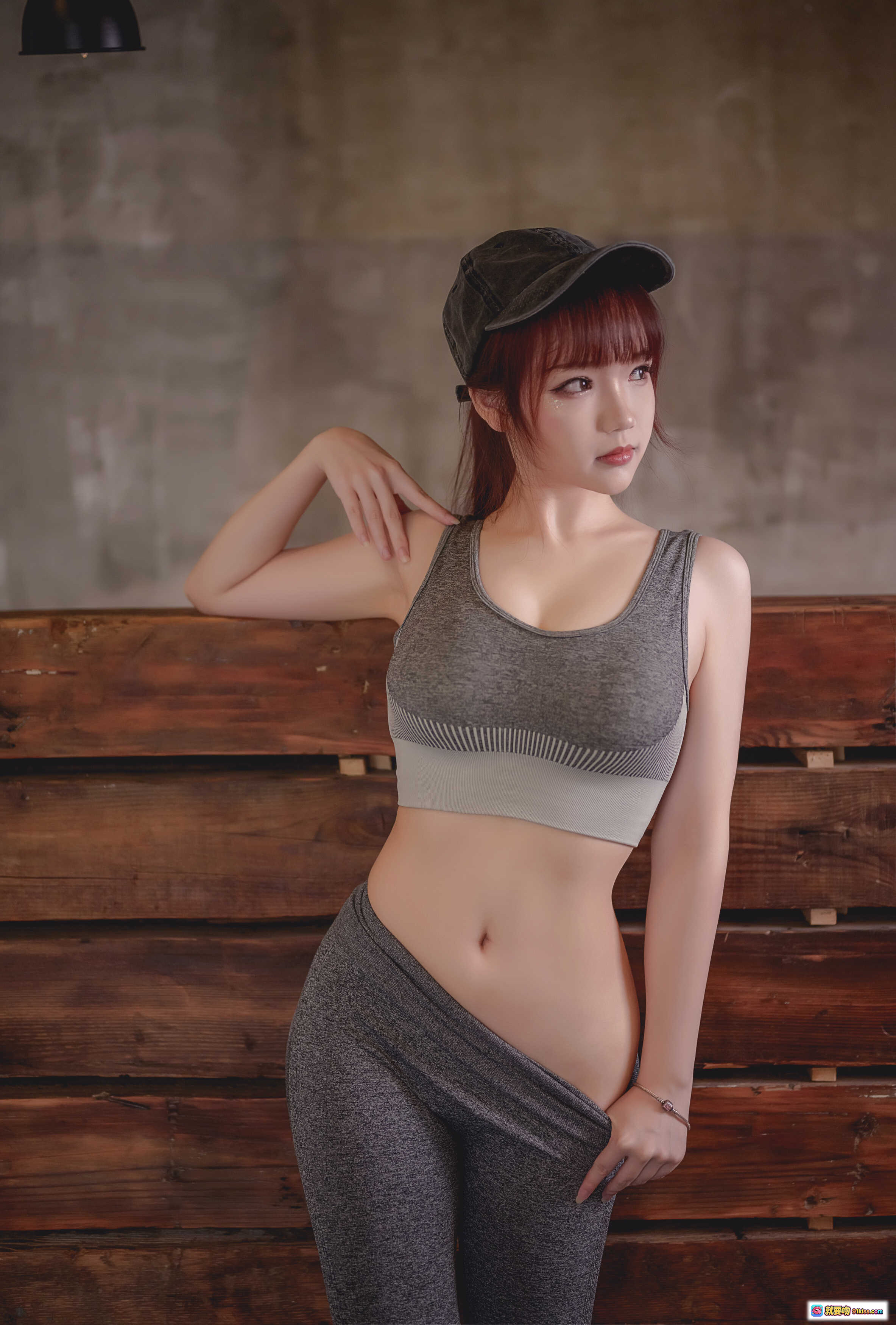 图片[7] - 雪晴Astra NO.020 运动少女写真 43P高清单品 灰色瑜伽服性感私房照 室内窗边自然光拍摄 无视频 - 就要吻