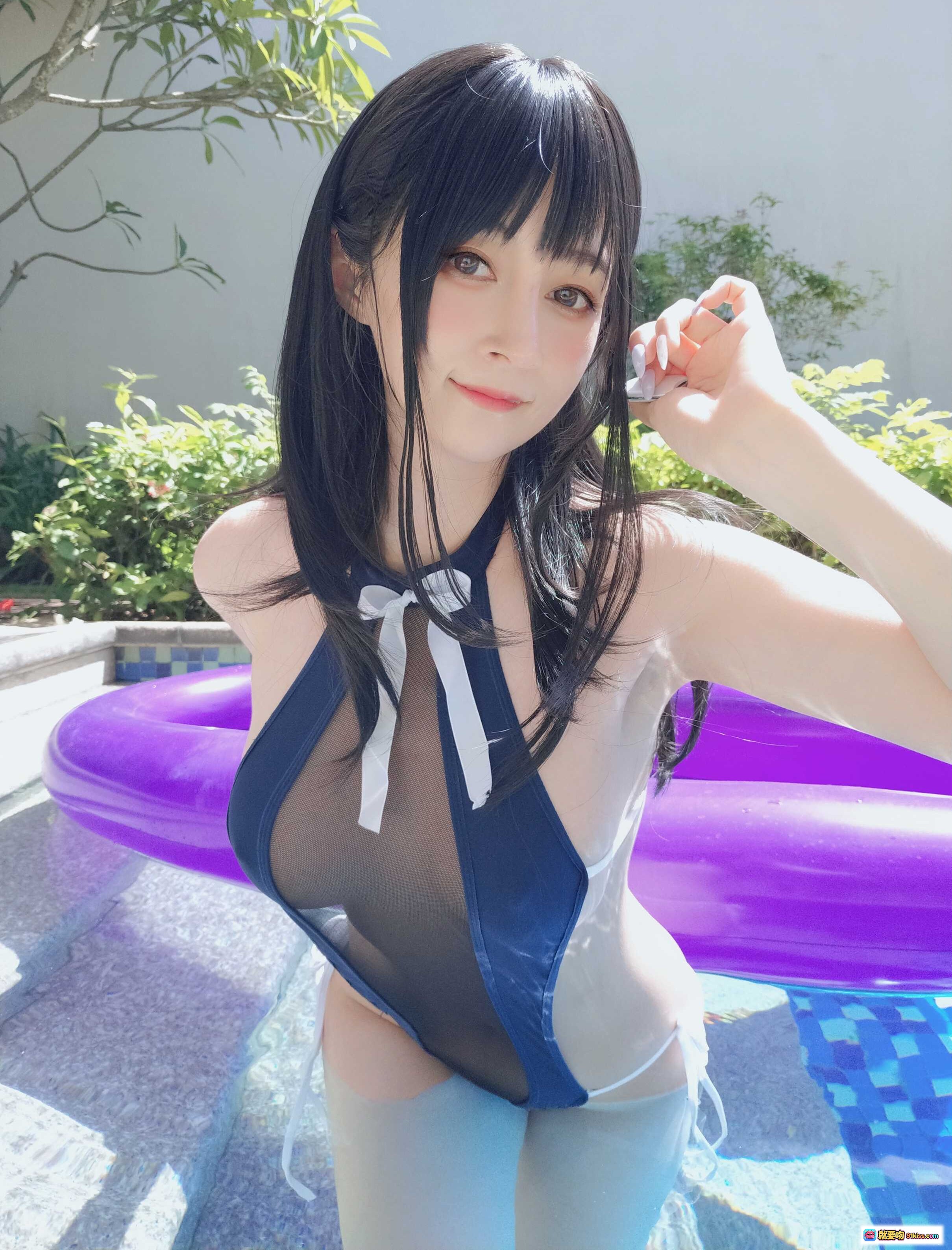 图片[10] - 白银81 NO.081 8月会员合集 2021-08-17 黑发少女泳池边性感比基尼写真 清新自然阳光氛围 紫色浮床彩色充气玩具点缀 - 就要吻