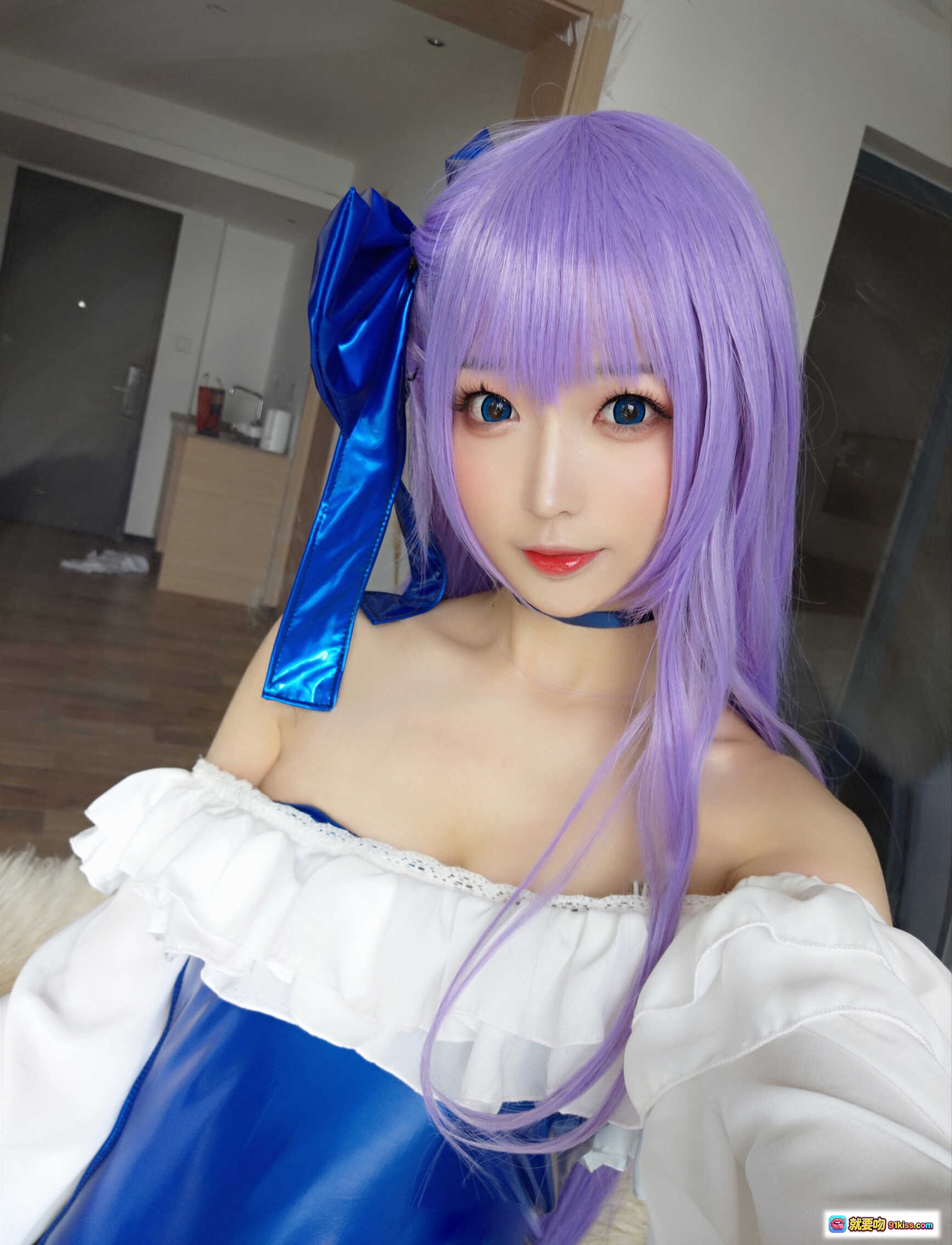 图片[1] - 南宫NO.009莉莉丝cosplay紫发蓝蝴蝶结少女写真，甜美洛丽塔风居家自拍美图 - 就要吻