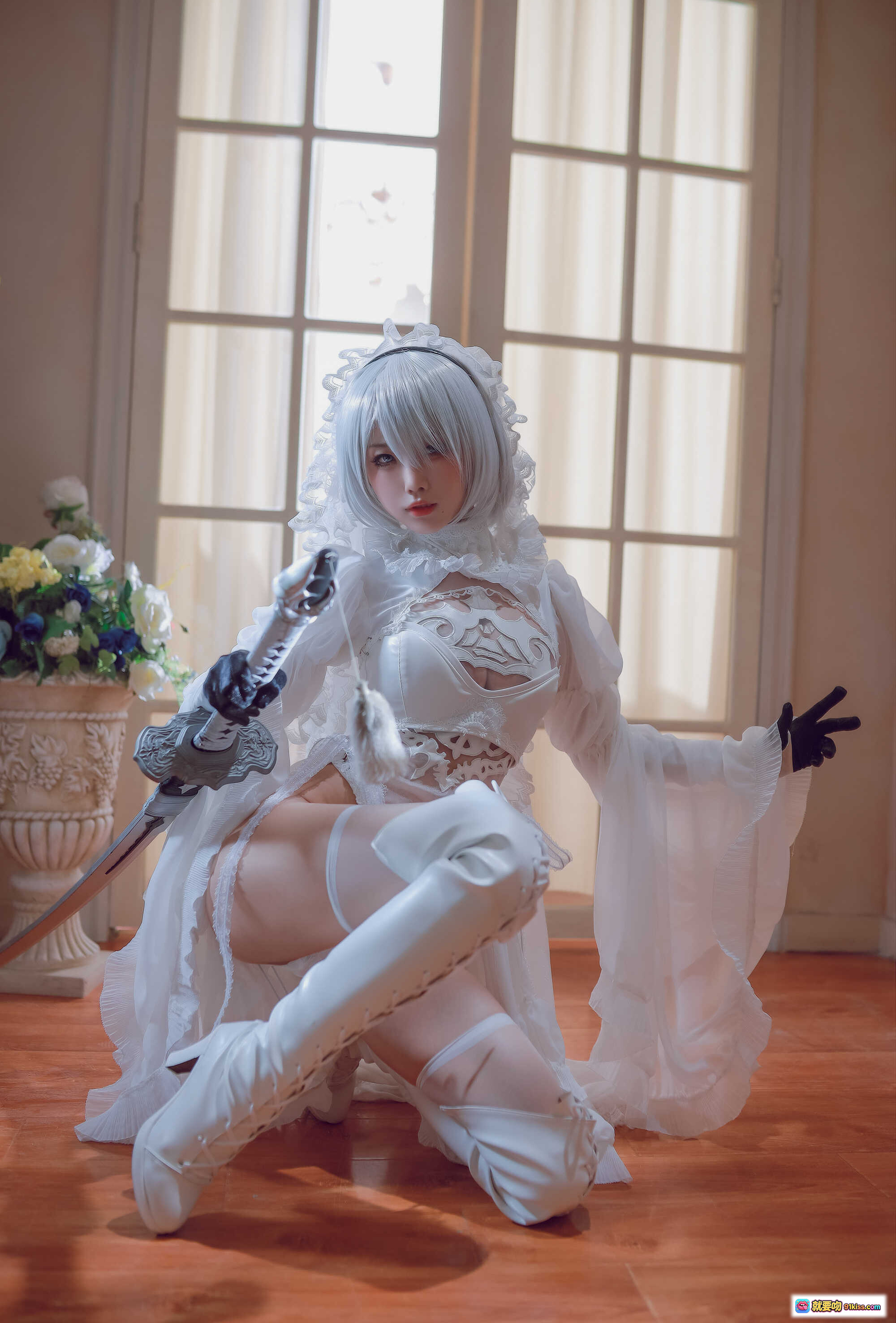 图片[8] - 水淼aqua NO.042 黑白2B Cosplay写真 55P高清美图 工业风夜景 优雅持剑造型 丝袜黑裙性感演绎 - 就要吻