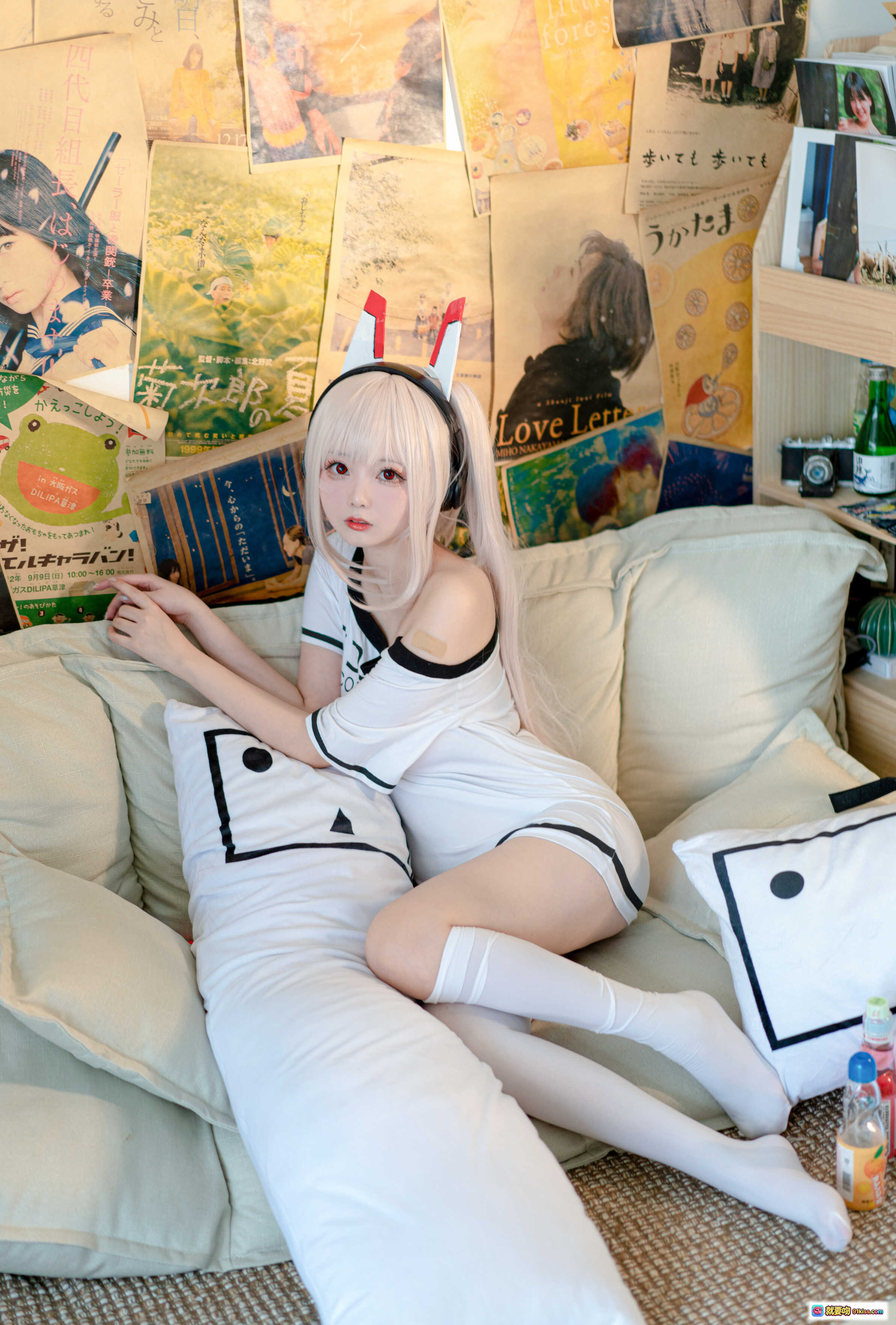 图片[3] - 蠢沫沫NO.062碧蓝航线绫波写真 白裙黑边+透白袜跪姿沙发 40P高清美图 - 就要吻