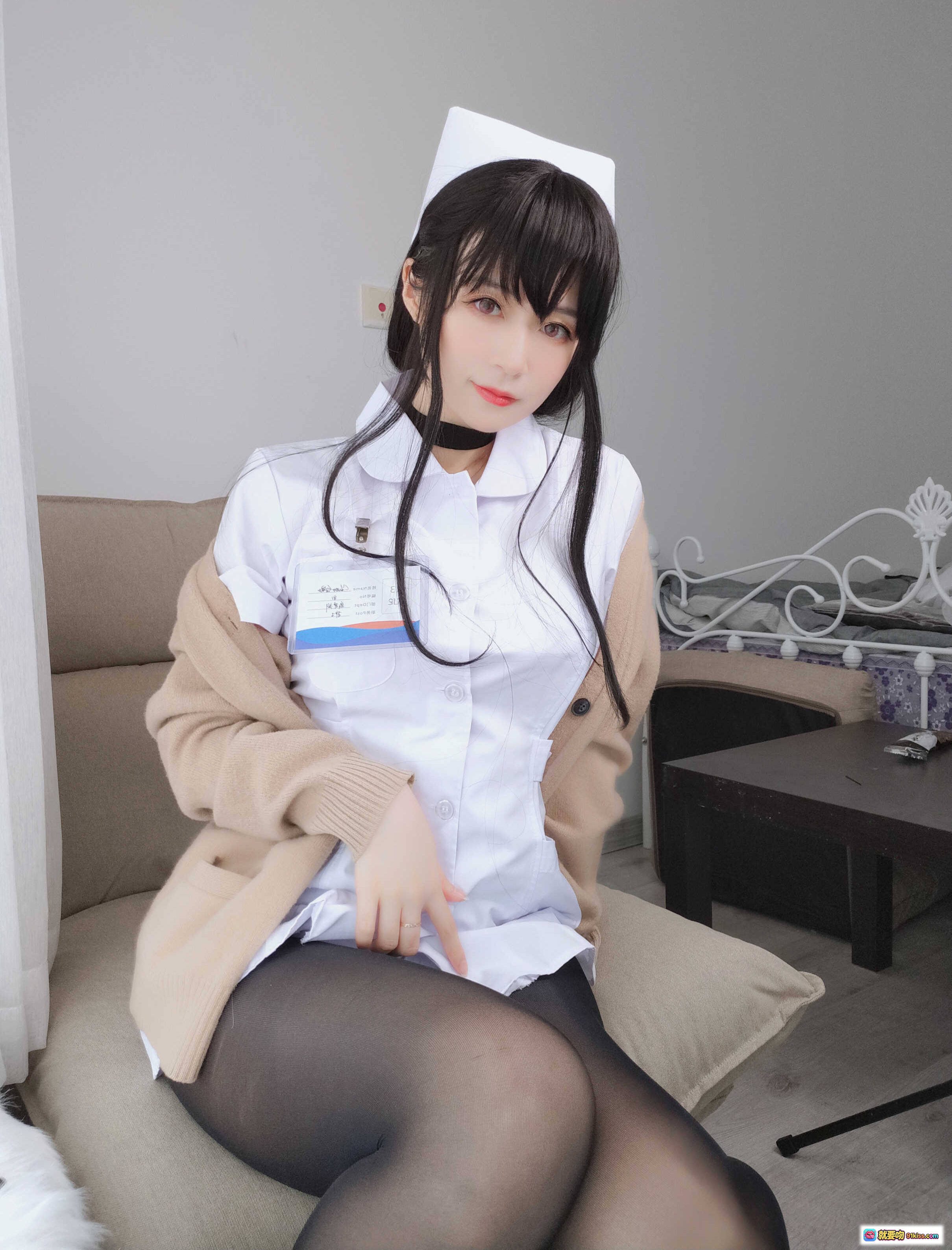 图片[7] - 白银81 NO.016 长发小护士写真 66P高清美图 黑丝白衬衫蕾丝内衣 甜美性感护士装 cosplay 优雅坐姿 大眼红唇 二次元风格 - 就要吻