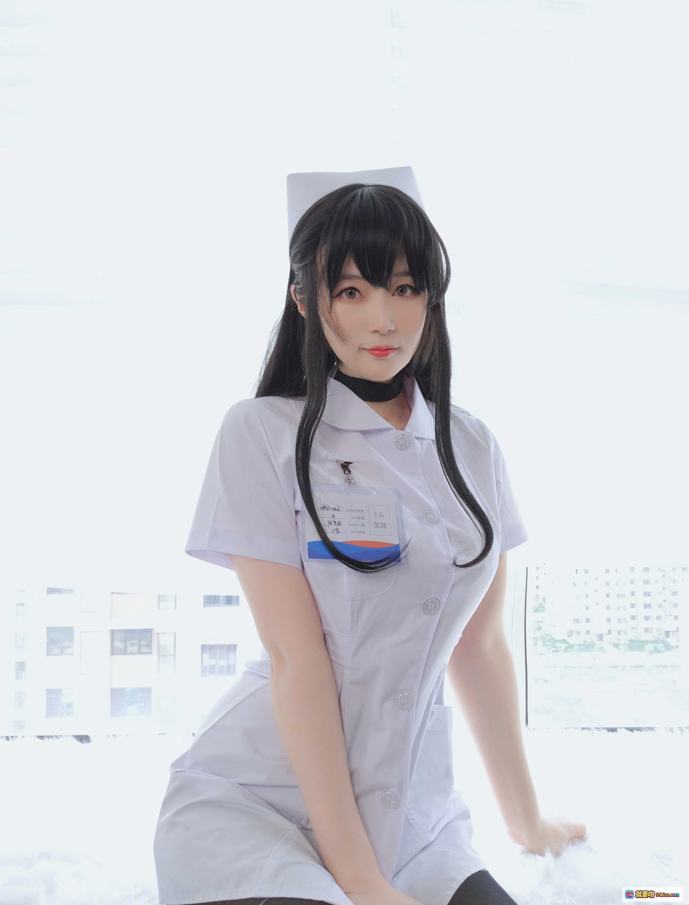 图片[2] - 白银81 NO.016 长发小护士写真 66P高清美图 黑丝白衬衫蕾丝内衣 甜美性感护士装 cosplay 优雅坐姿 大眼红唇 二次元风格 - 就要吻