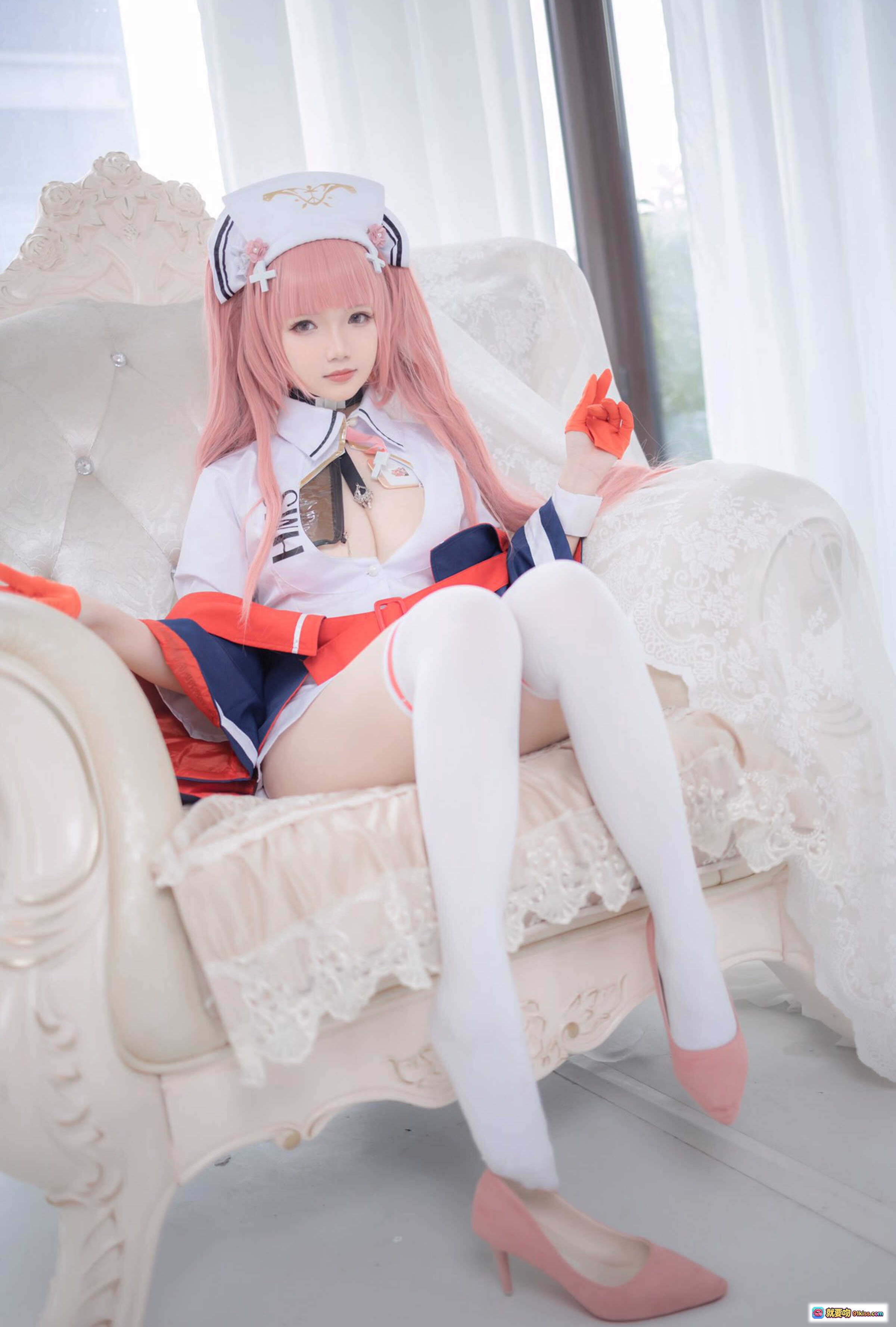 图片[1] - 雪晴Astra NO.025 Azur Lane Cosplay 粉发女仆装 白丝高跟 欧式沙发写真 31P高清图集 - 就要吻
