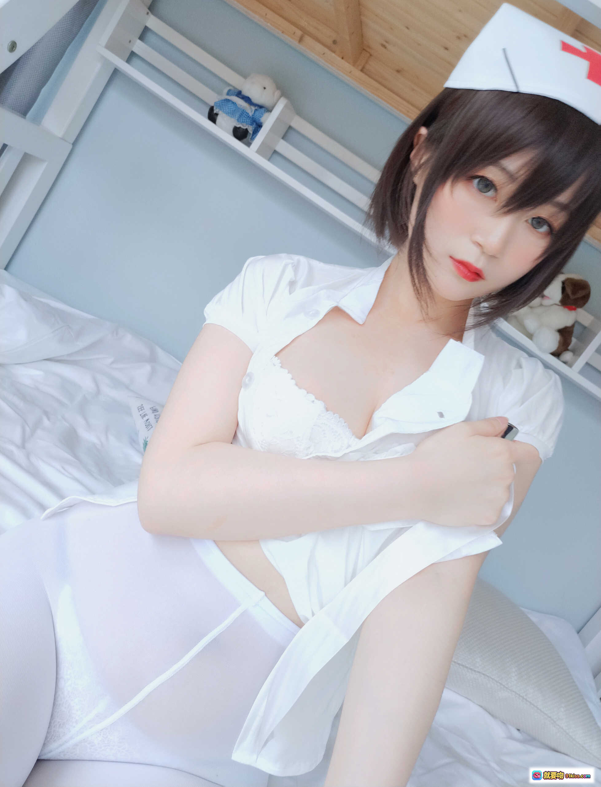 图片[4] - 白银81 NO.002 白丝小护士制服写真 51P高清图集 白色护士装+丝袜美腿 室内私房摄影 - 就要吻