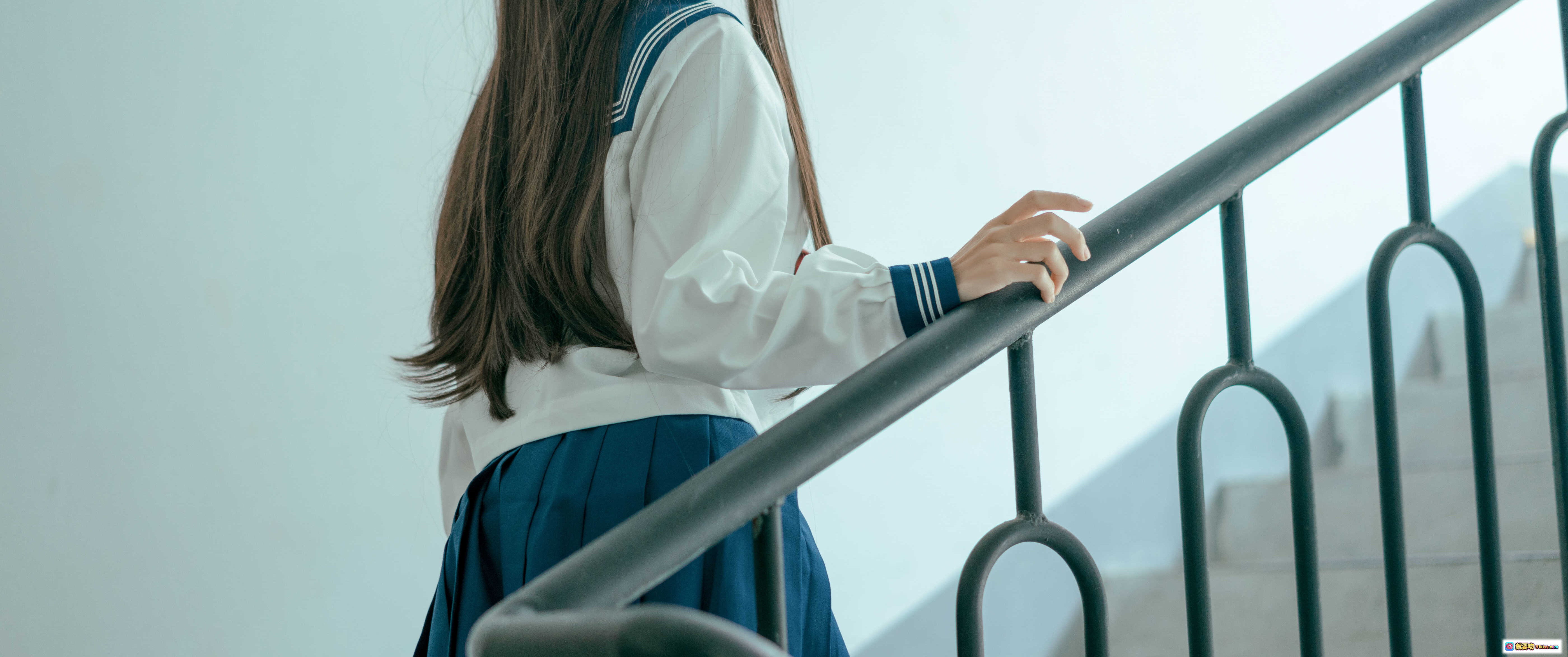 图片[4] - 蠢沫沫NO.116叫兽的恶作剧Ⅱ校服少女楼梯扶手写真高清图集 - 就要吻