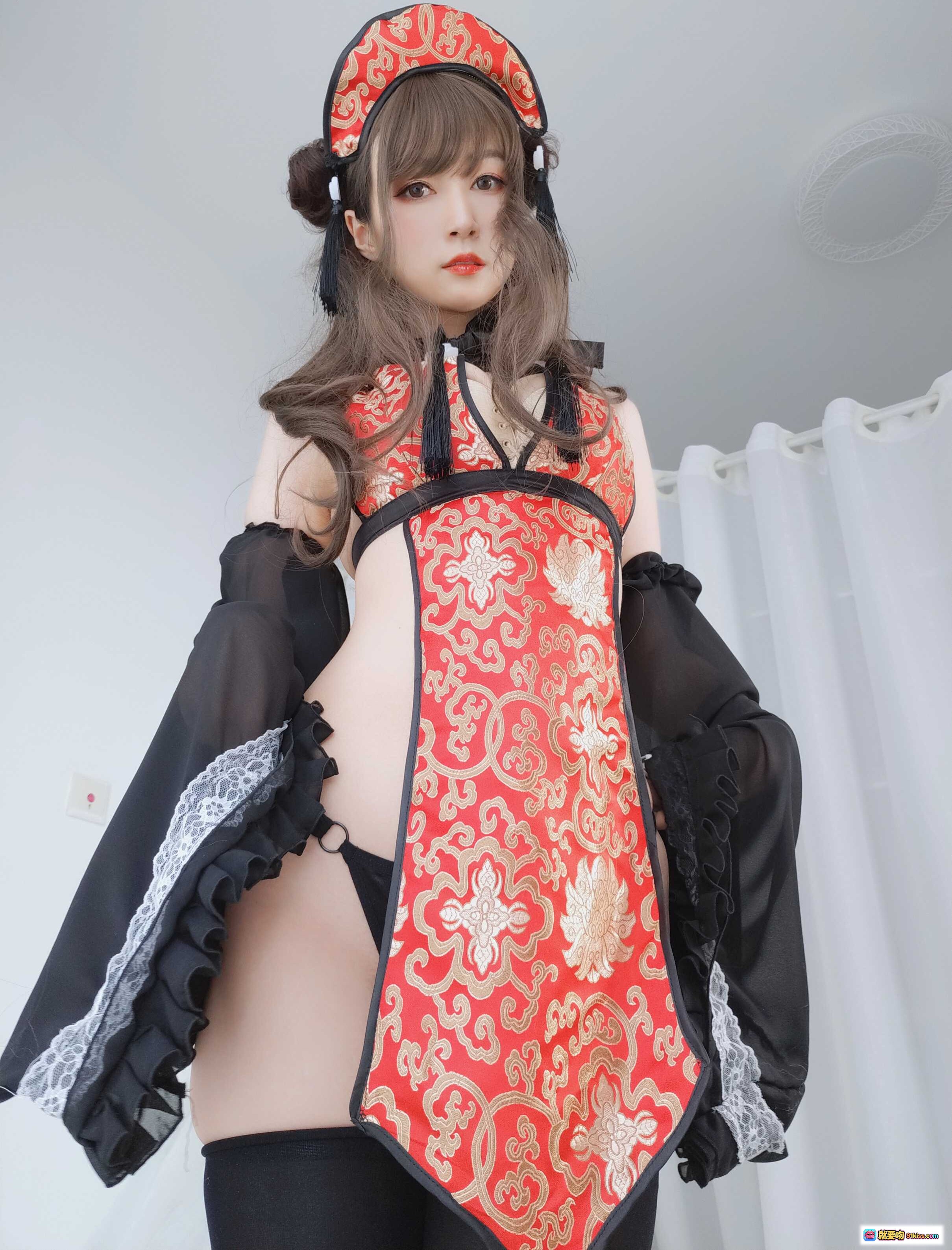 图片[3] - 白银81 NO.032 中华娘写真集 134P高清美图 红金刺绣旗袍 黑丝蕾丝袖饰 甜美性感造型 无视频纯图包 - 就要吻