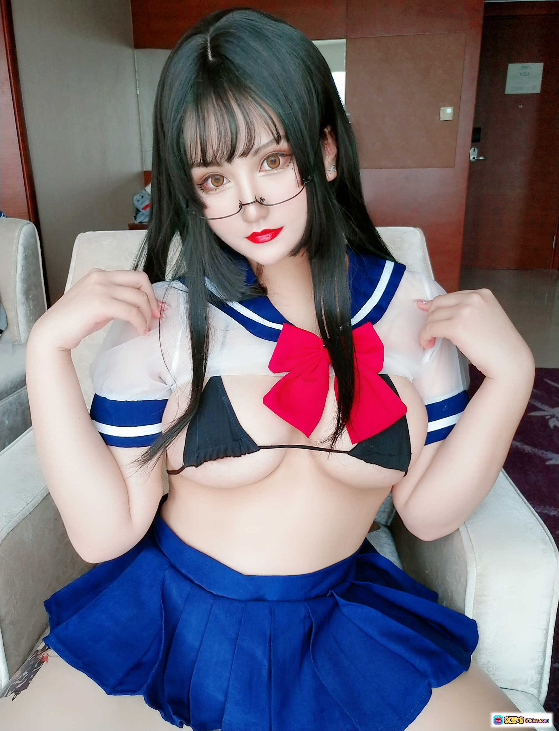 图片[5] - 夏鸽鸽不想起床 NO.013 透明JK制服黑丝美腿写真 36P高清图集 - 就要吻