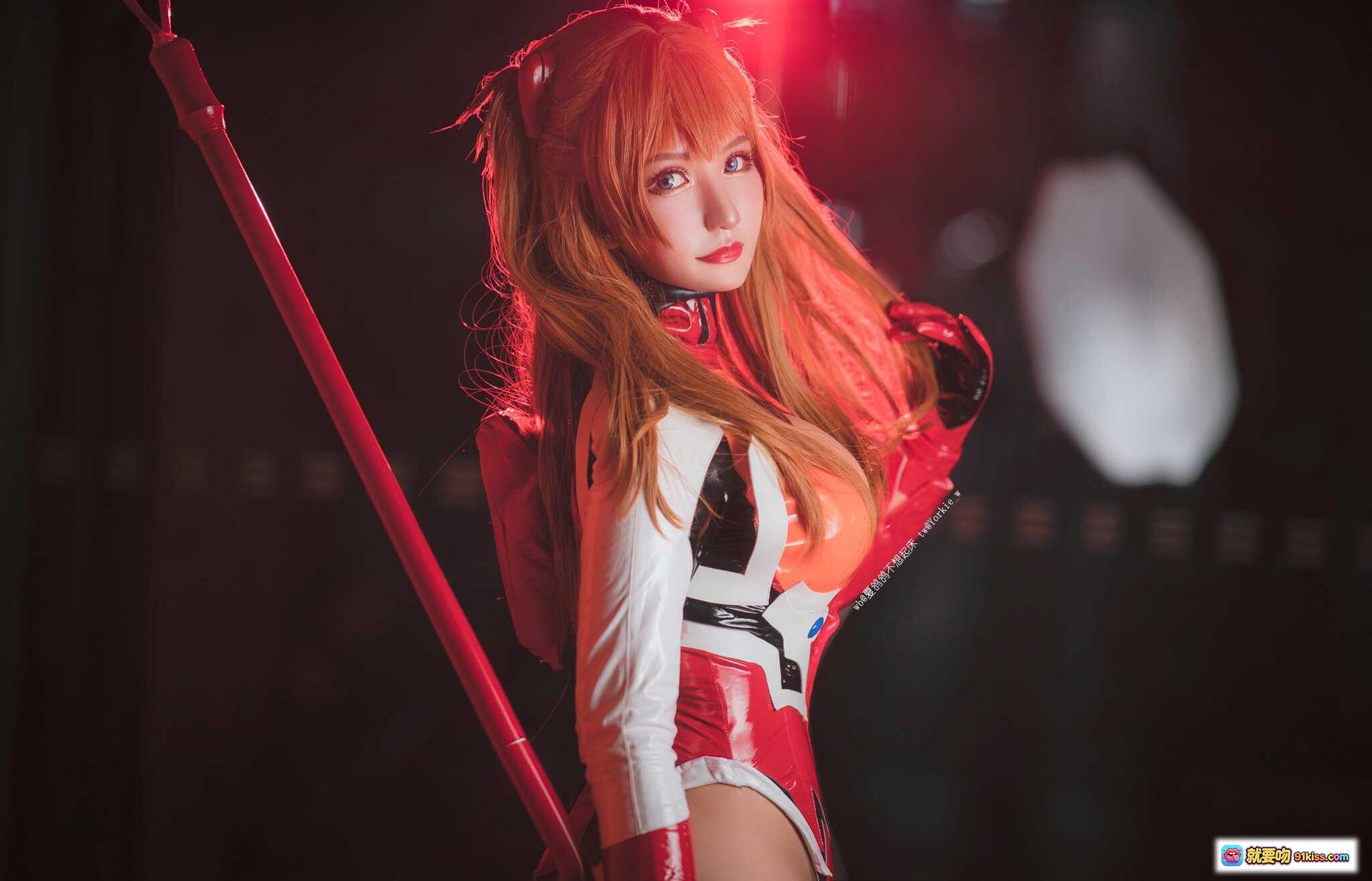 图片[9] - 夏鸽鸽不想起床NO.014推特包288P98MB 白发红瞳cosplay 黑帽红领结 皮衣造型 精致妆容 高清写真集 - 就要吻