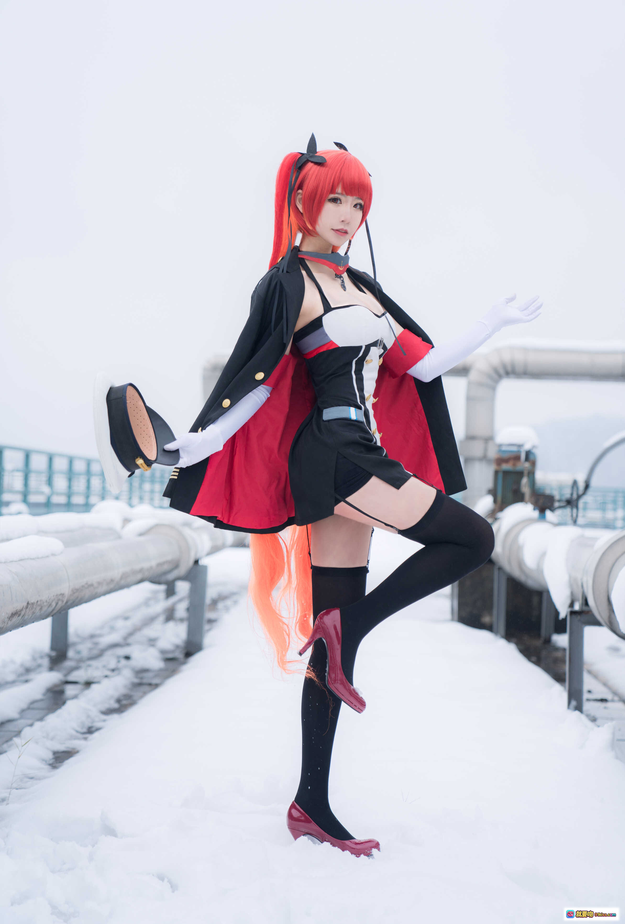 图片[6] - 爱老师火奴鲁鲁cosplay雪景写真｜红发女仆装黑丝高跟｜工业风管道背景｜9P高清图集 - 就要吻