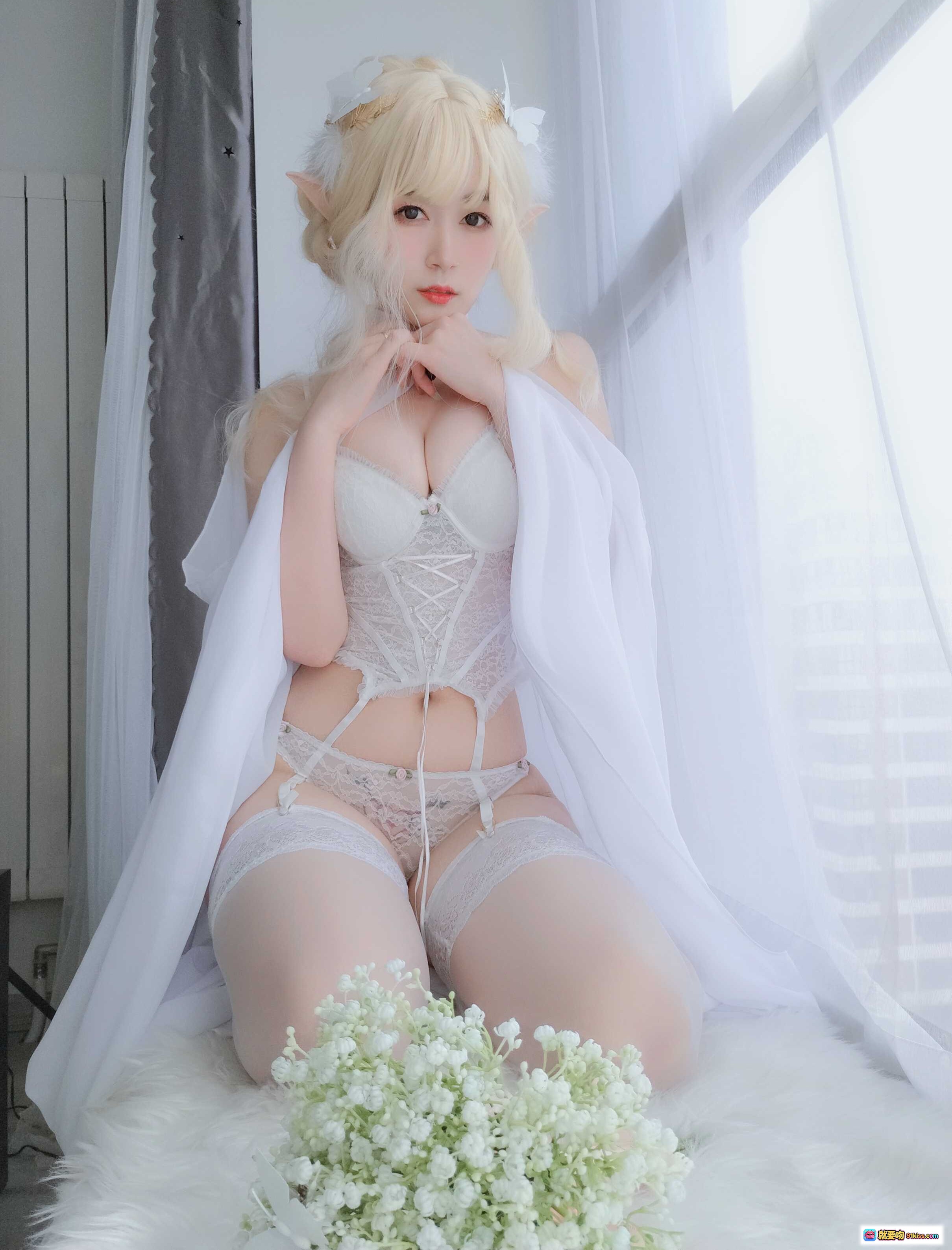 图片[10] - 白银81 NO.052 小白羊2 白发精灵耳少女 白纱披肩 满天星花束 蕾丝内衣 窗边柔光写真 141P高清图集 - 就要吻