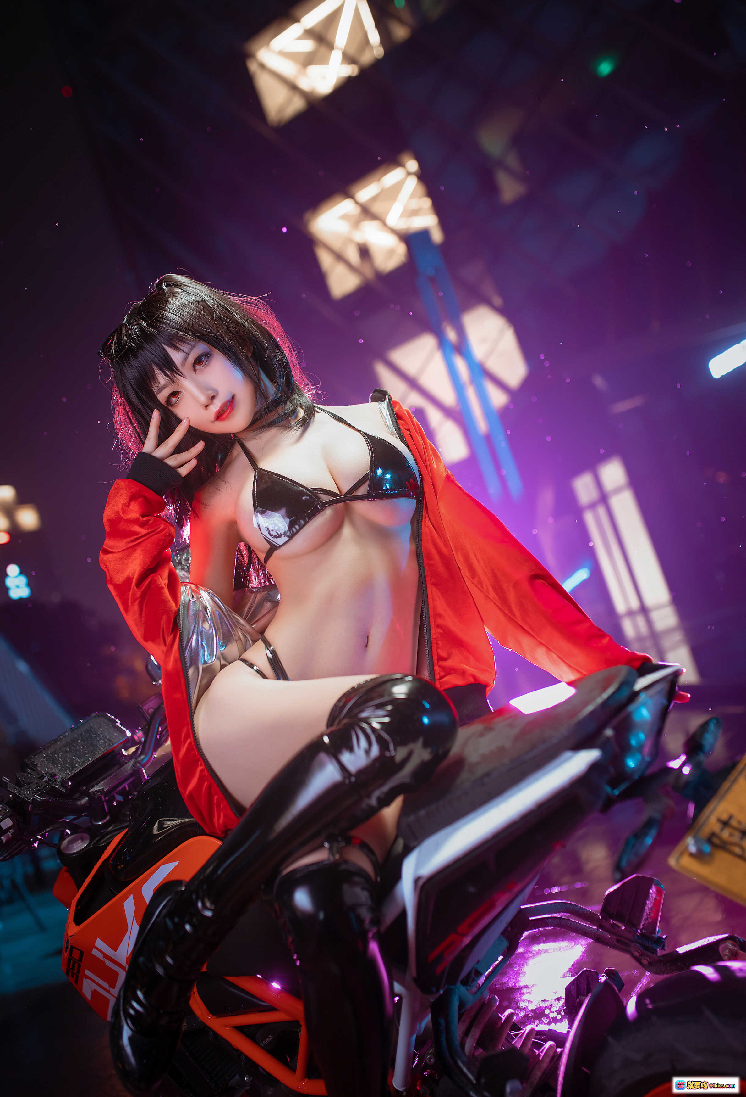 图片[10] - 水淼NO.001大凤机车写真｜性感黑丝比基尼美女+橙色KTM Duke摩托车夜景街拍｜33P高清图集 - 就要吻