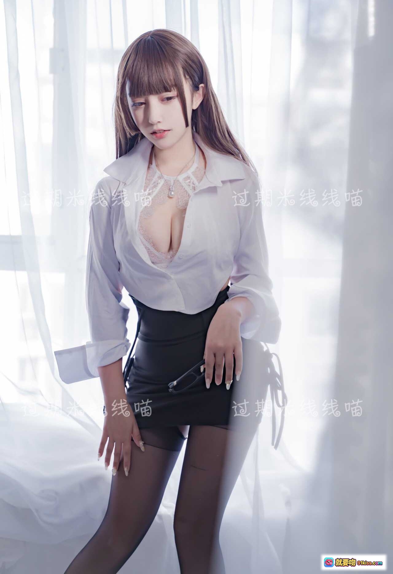 图片[4] - 过期米线线喵044米线 OL情欲写真 黑丝美腿吊带袜 白毯私房诱惑 40P高清图集 - 就要吻