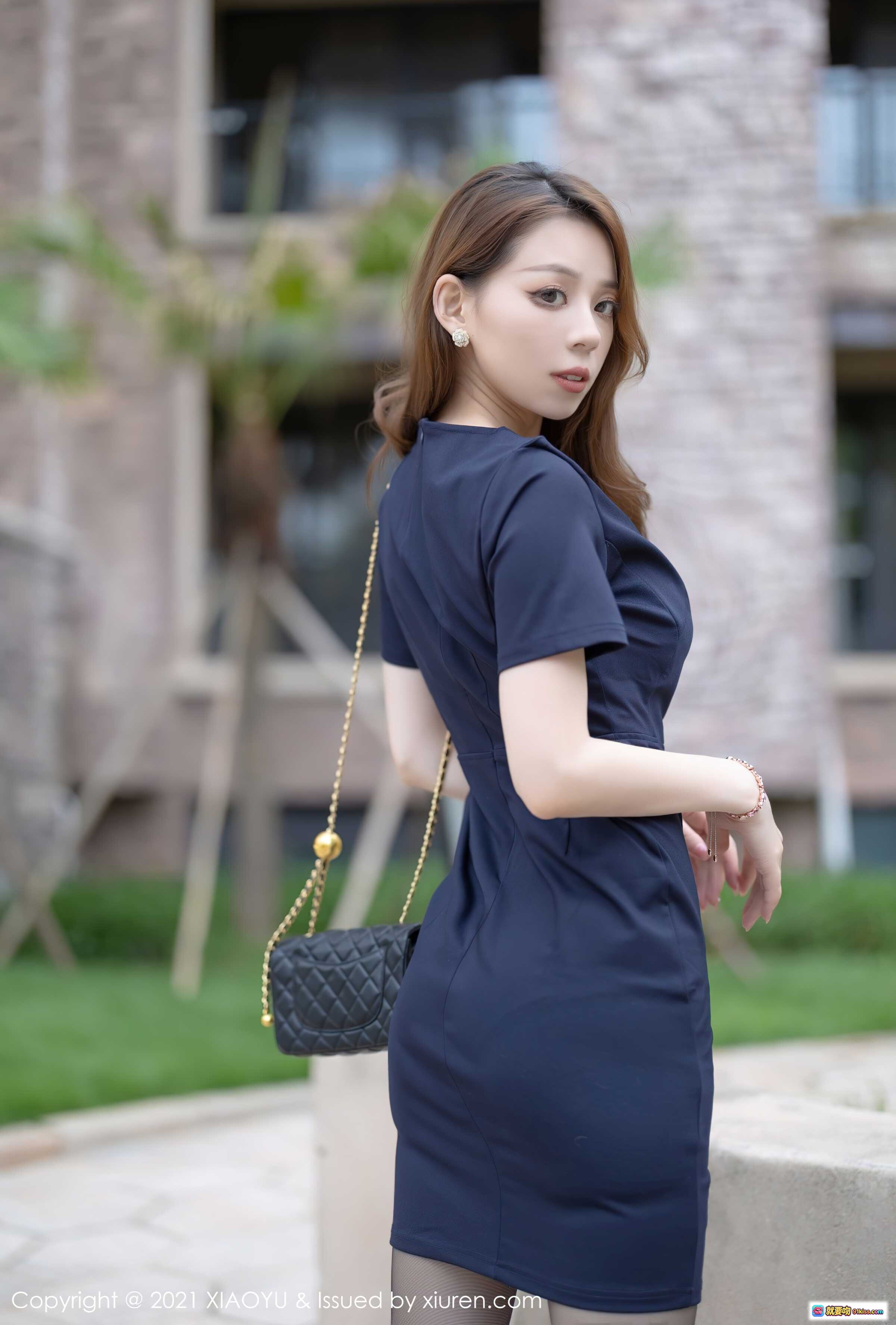 图片[8] - 言沫优雅职场风深蓝包臀裙黑丝高跟美腿写真 XIAOYU Vol.589 2021精选高清图集 - 就要吻