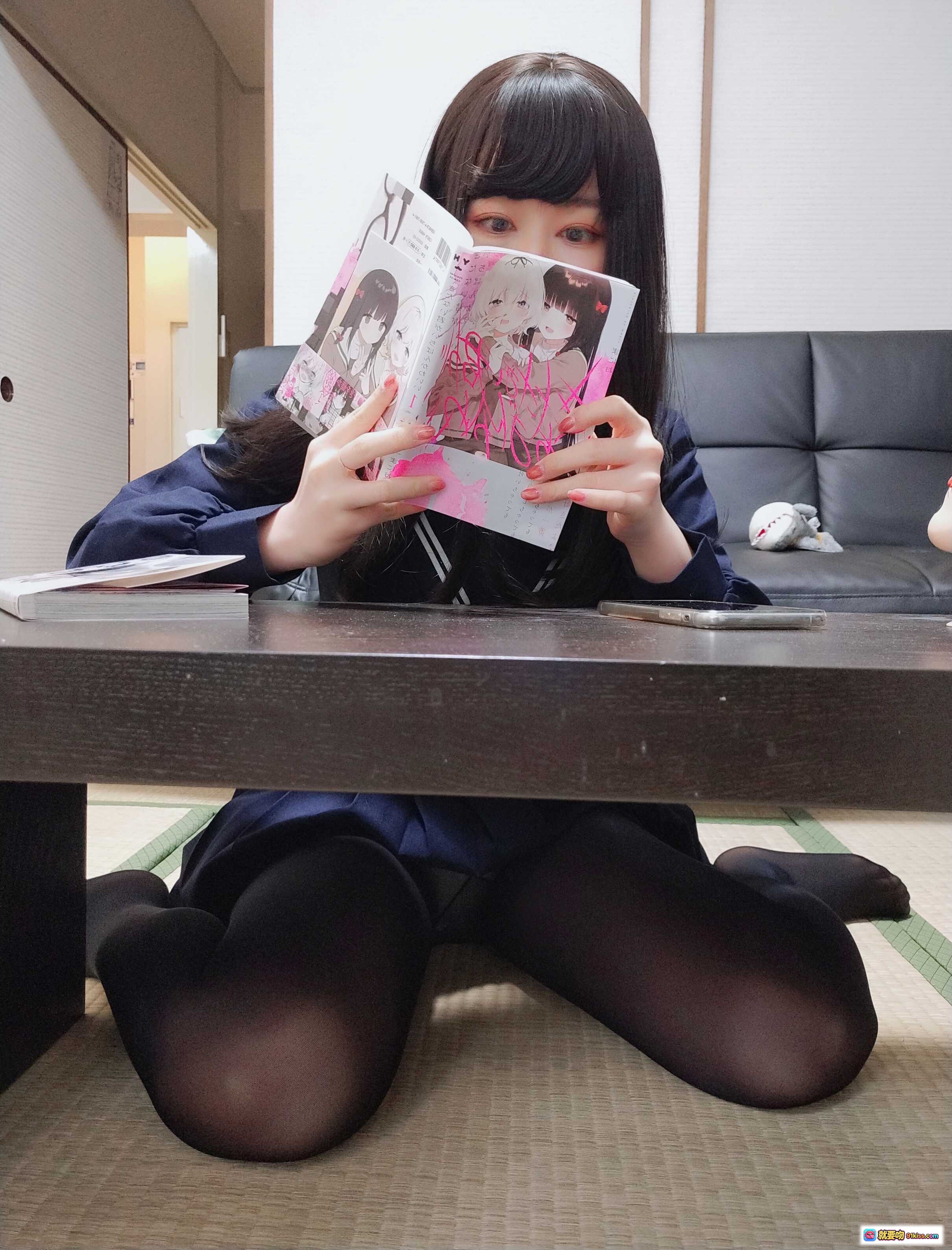 图片[1] - 白银81 NO.058甜蜜回忆175P高清图集 黑发少女居家阅读动漫画册 日系校服黑丝美腿写真 - 就要吻