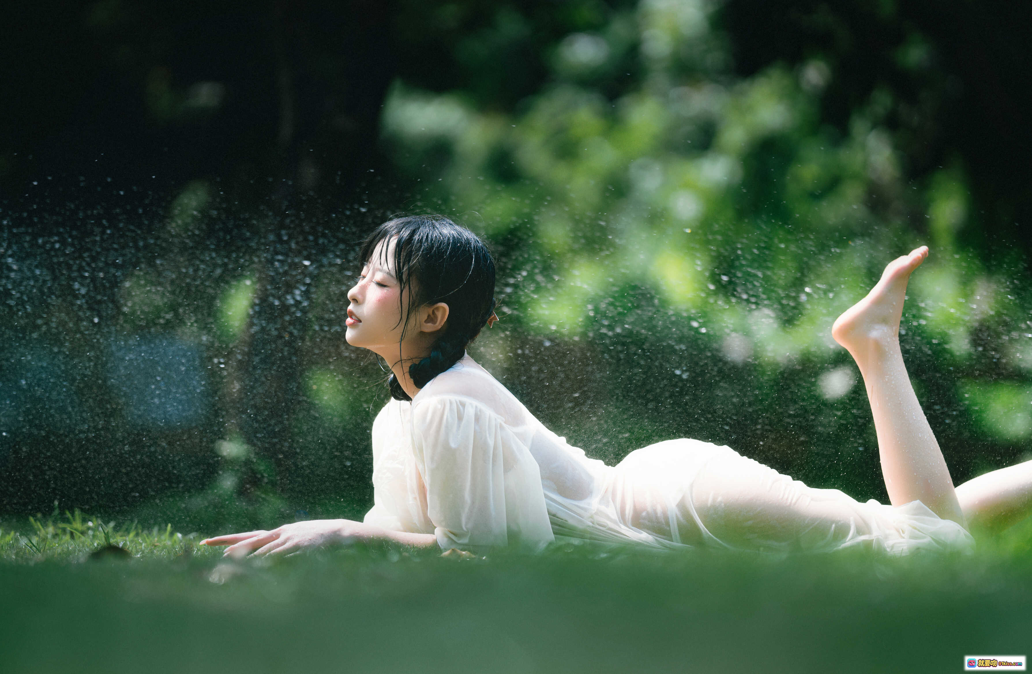 图片[2] - 清水由乃NO.024湿水洛丽塔写真 36P高清性感蕾丝内衣草地躺卧诱惑美图 - 就要吻