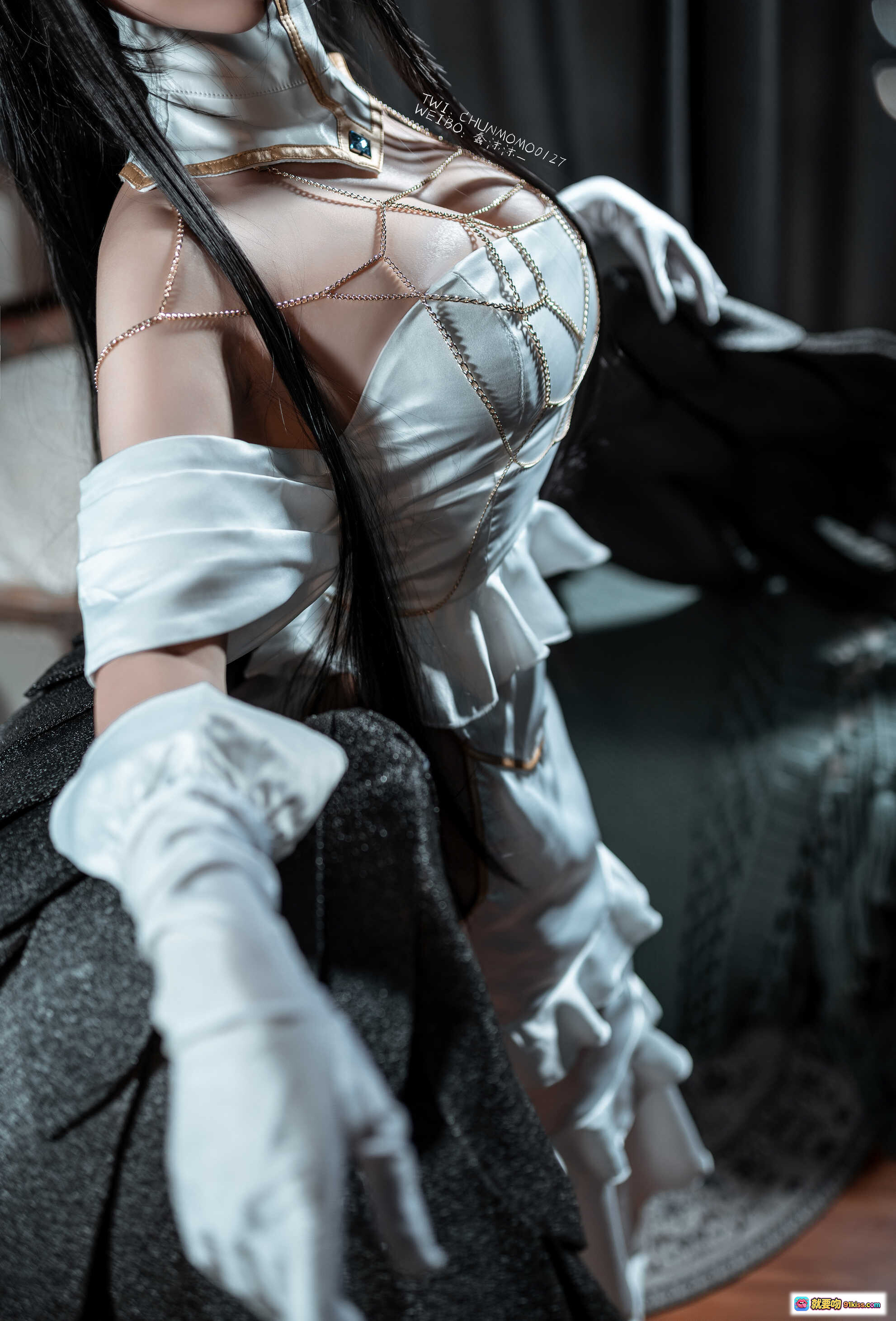 蠢沫沫NO.086雅儿贝德原皮Cosplay写真｜精致白裙金链装饰｜长发手套优雅造型｜40P高清图集 - 就要吻