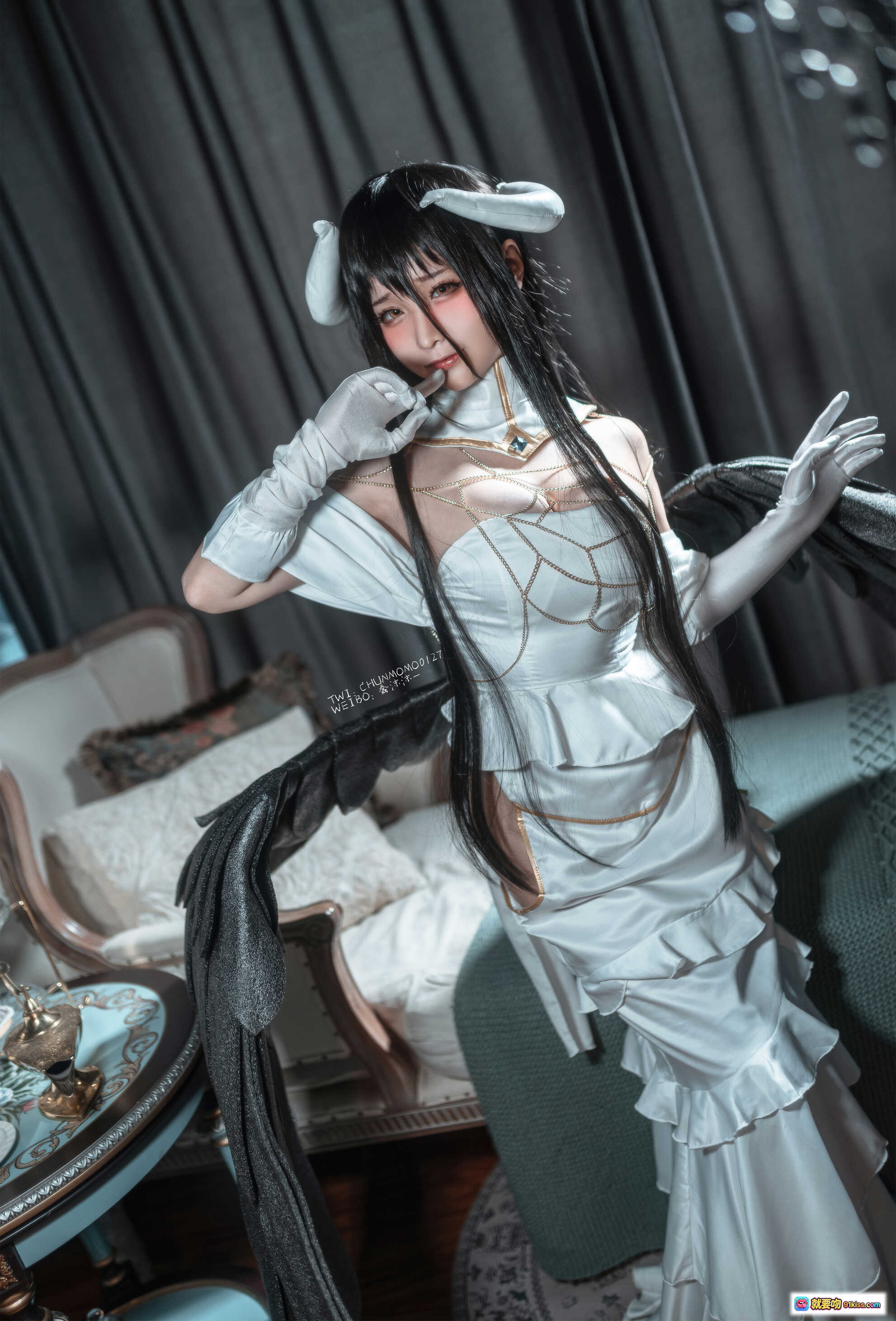 图片[2] - 蠢沫沫NO.086雅儿贝德原皮Cosplay写真｜精致白裙金链装饰｜长发手套优雅造型｜40P高清图集 - 就要吻