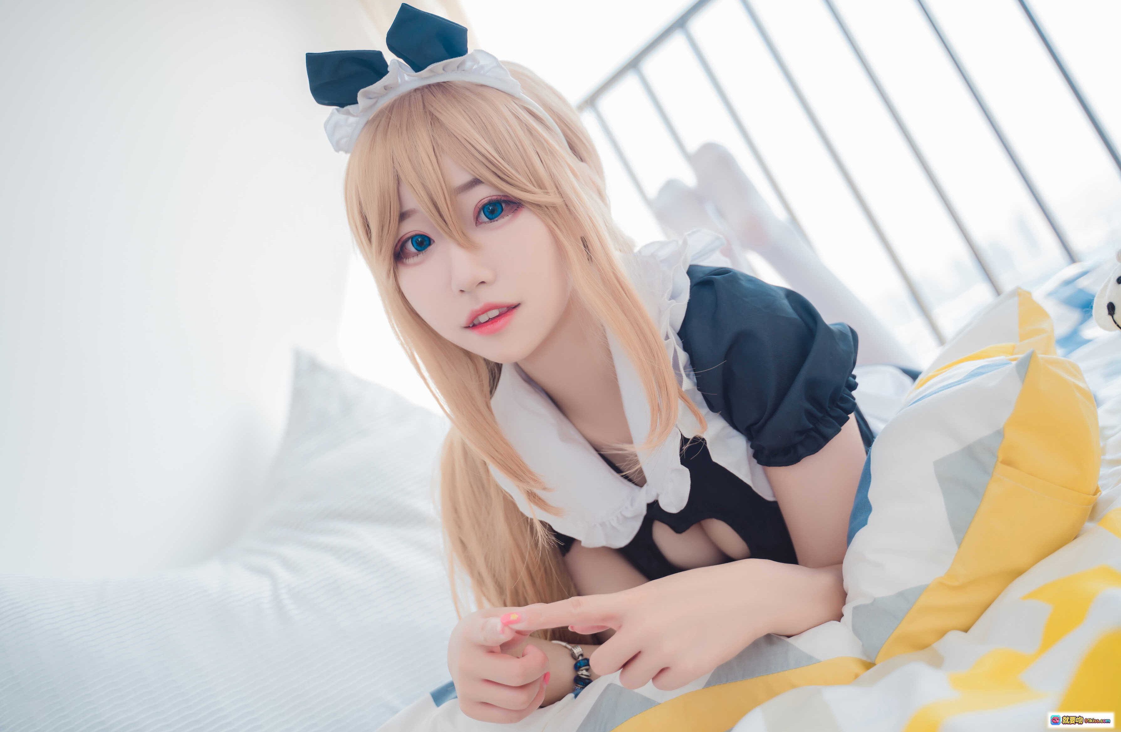 图片[2] - 猫君君_MaoJun NO.016 猫猫女仆装白丝美腿蕾丝边床照写真41P高清图集 - 就要吻