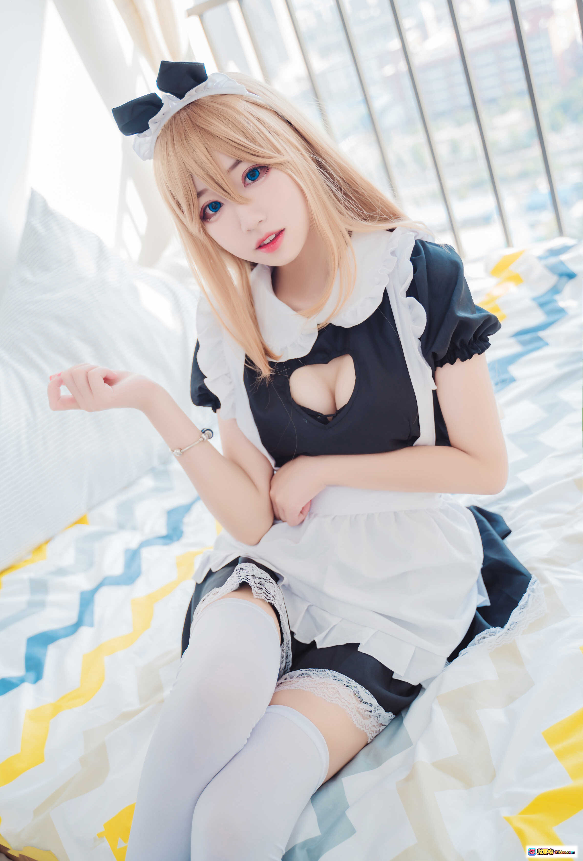 图片[8] - 猫君君_MaoJun NO.016 猫猫女仆装白丝美腿蕾丝边床照写真41P高清图集 - 就要吻