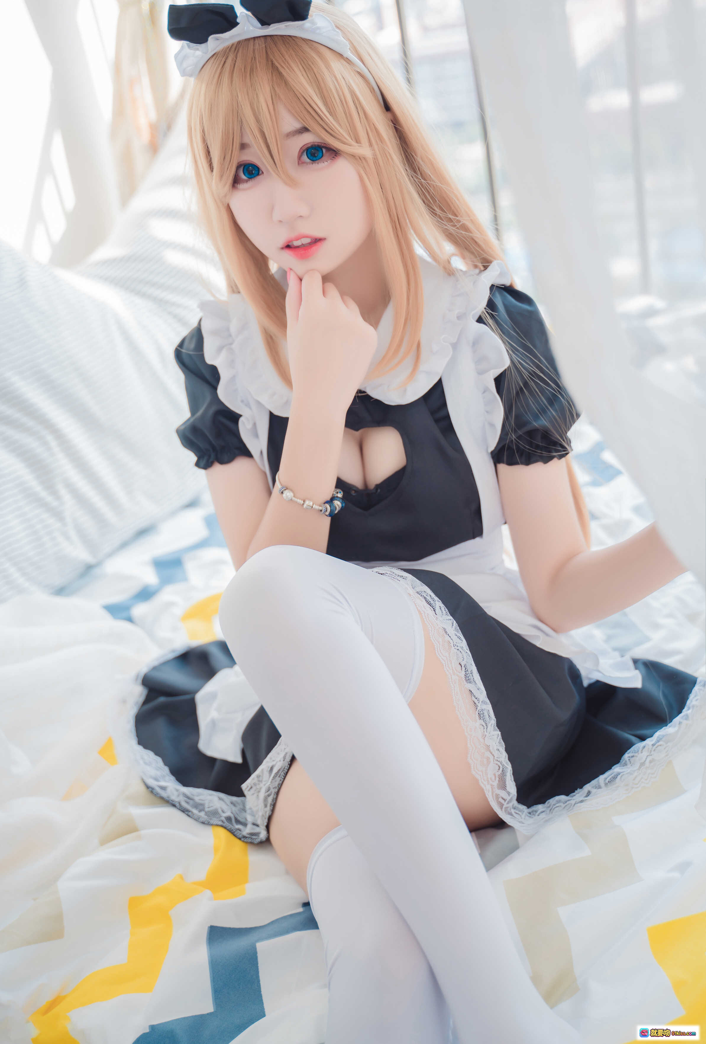 图片[10] - 猫君君_MaoJun NO.016 猫猫女仆装白丝美腿蕾丝边床照写真41P高清图集 - 就要吻