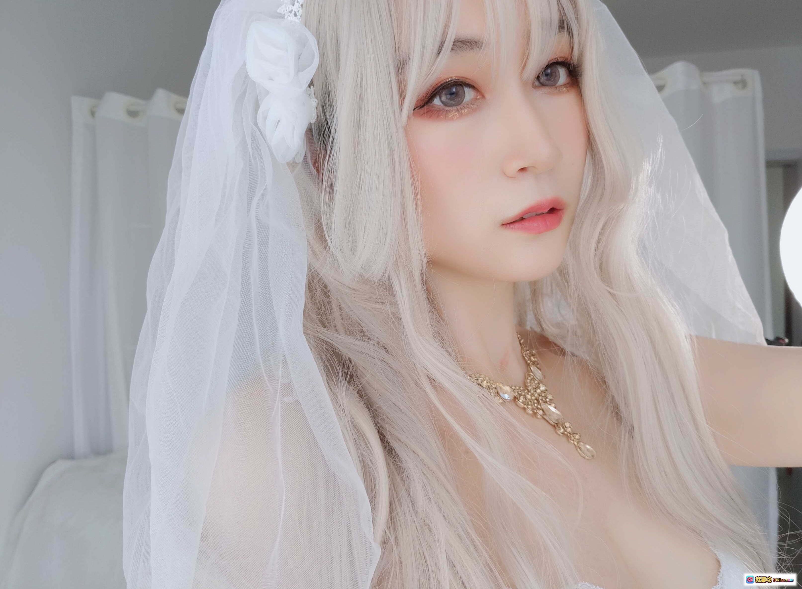 图片[1] - 白银81 NO.034 纯白花嫁写真｜银发新娘头纱造型｜精致妆容珠宝配饰｜161P高画质美图 - 就要吻
