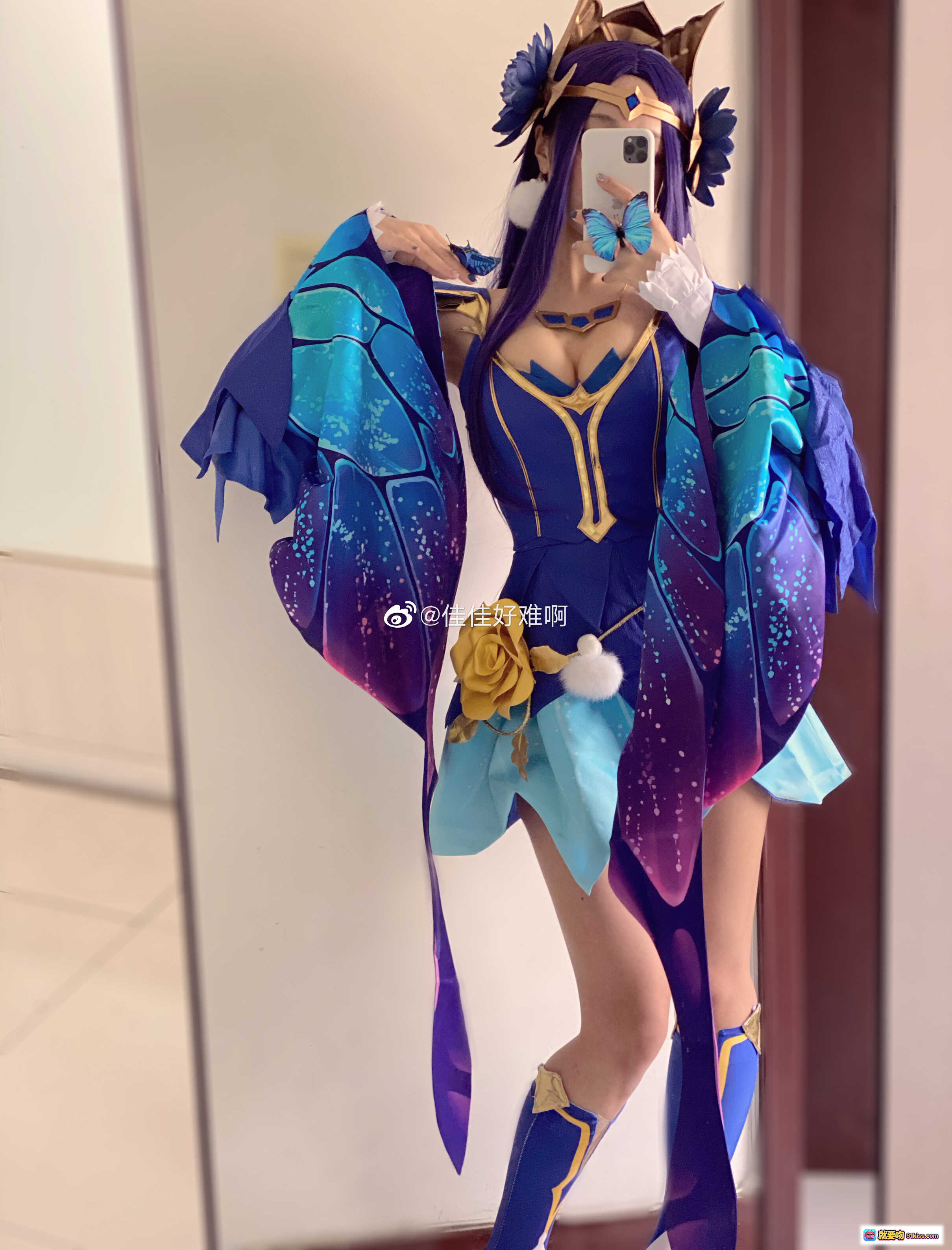 图片[3] - 佳佳好难啊VOL.19王者荣耀貂蝉cosplay紫发蓝裙蝴蝶装饰精致还原角色造型 - 就要吻