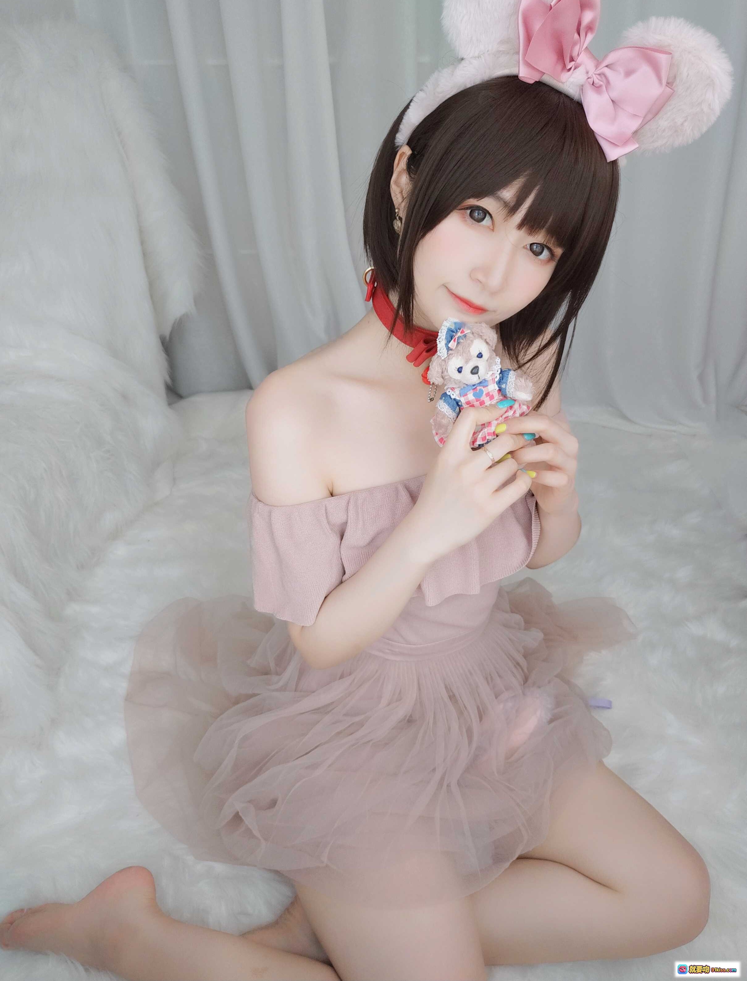 图片[8] - 白银81 NO.045 可爱自拍 东京迪士尼城堡前粉色米妮发箍少女风写真 100P高清美图 - 就要吻