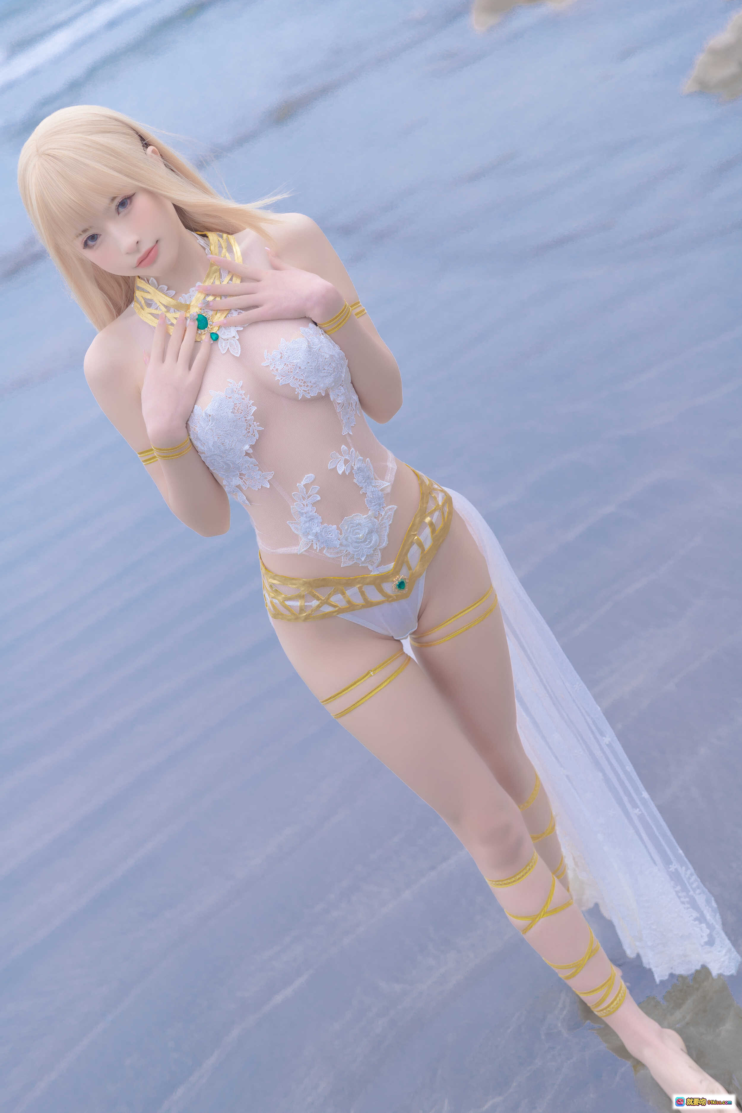 图片[9] - 清水由乃NO.022玛丽萝丝白色泳衣写真 金发碧眼海滩性感Cosplay 33P高清图集 - 就要吻