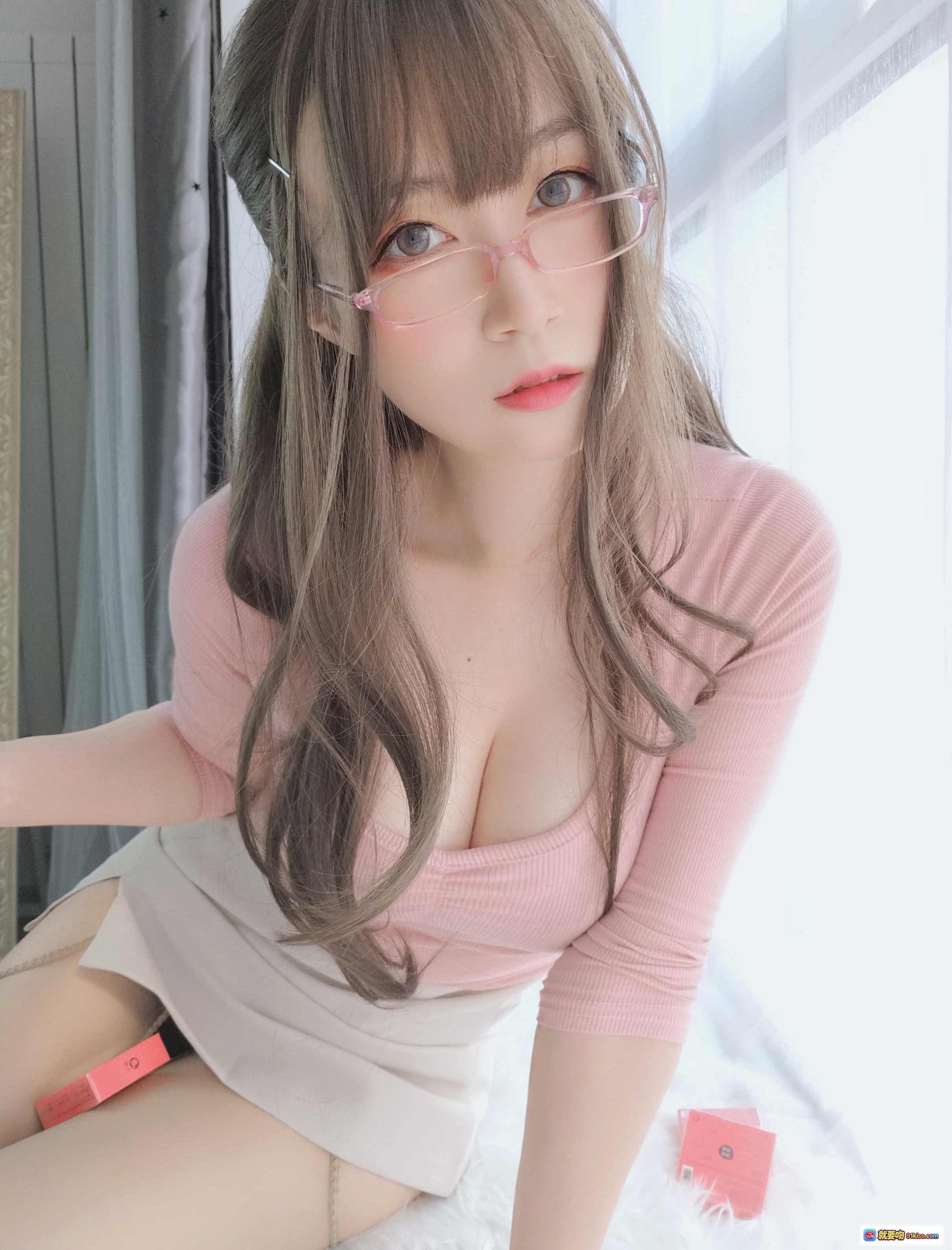 图片[10] - 甜美后辈白银81 NO.028 粉色眼镜长发少女自拍写真 153P高清图集 - 就要吻