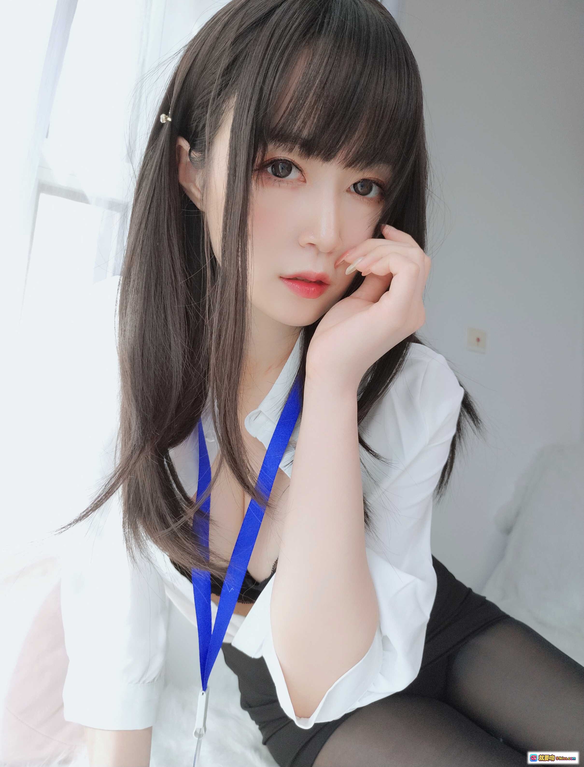 图片[9] - 白银81 NO.047 制服写真 125P黑丝白衬衫蕾丝内衣职场风性感私房照 - 就要吻