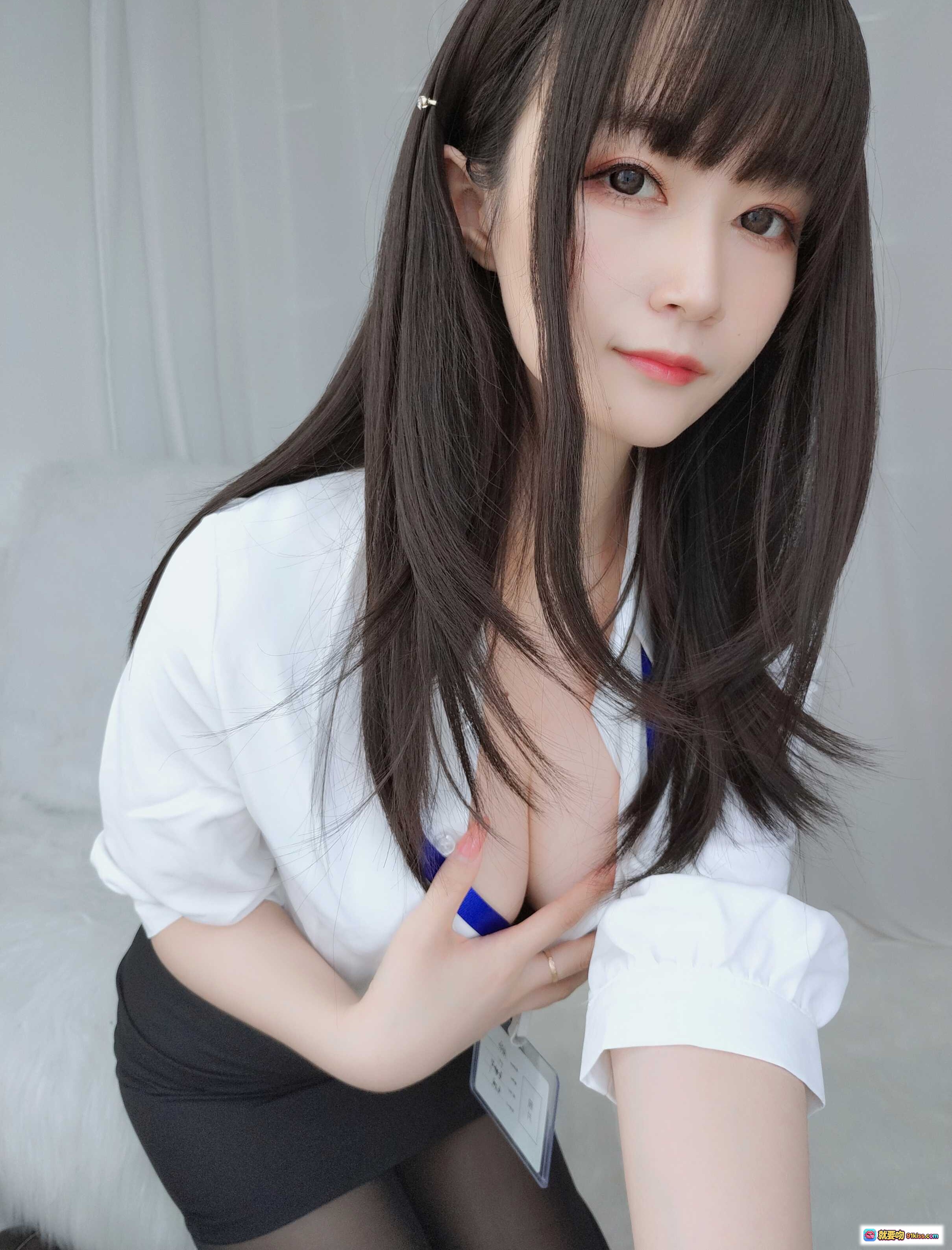 图片[2] - 白银81 NO.047 制服写真 125P黑丝白衬衫蕾丝内衣职场风性感私房照 - 就要吻