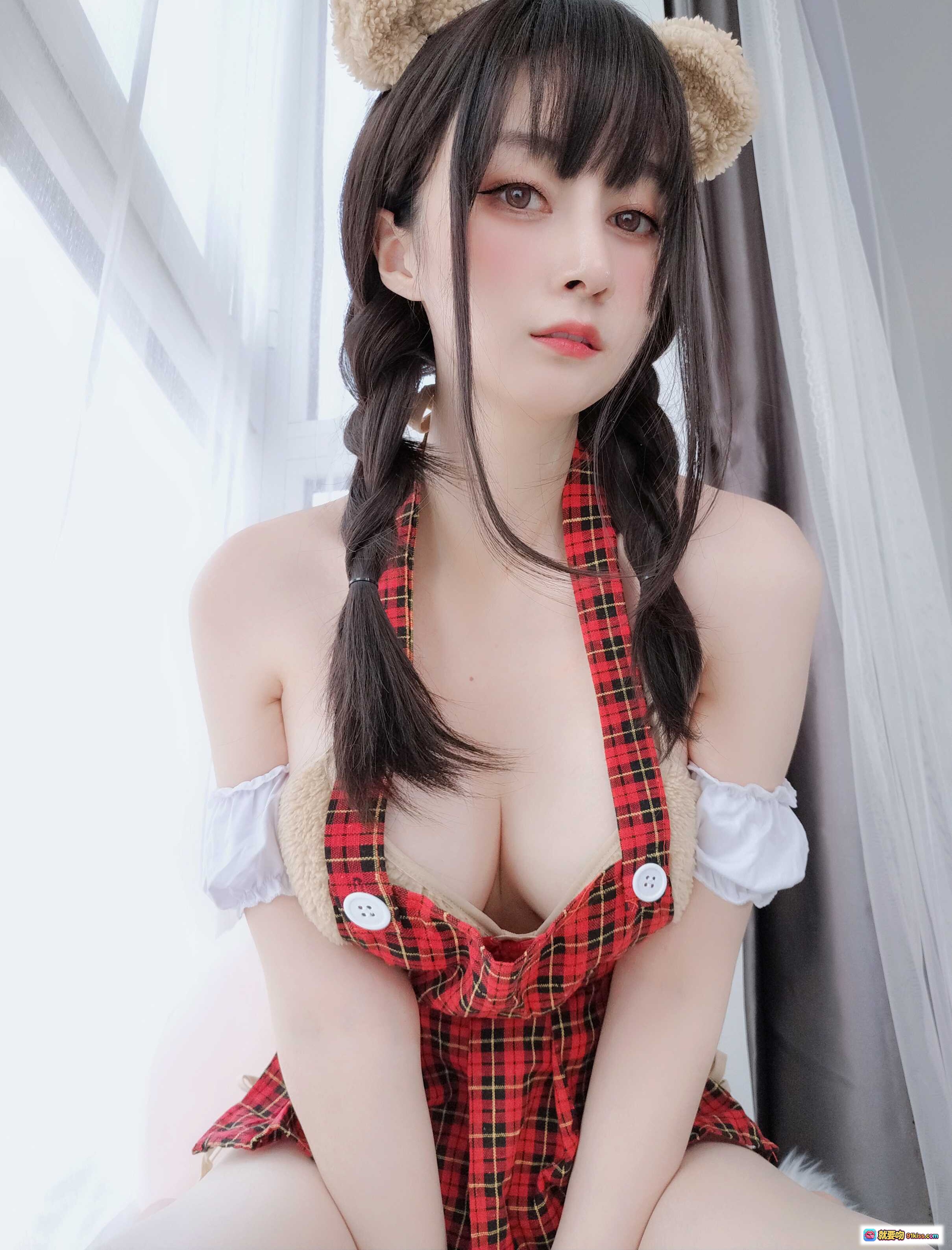 图片[7] - 白银81 NO.083 可爱熊装少女写真 红黑格子吊带+双马尾+毛绒装饰 46P高清图集 - 就要吻