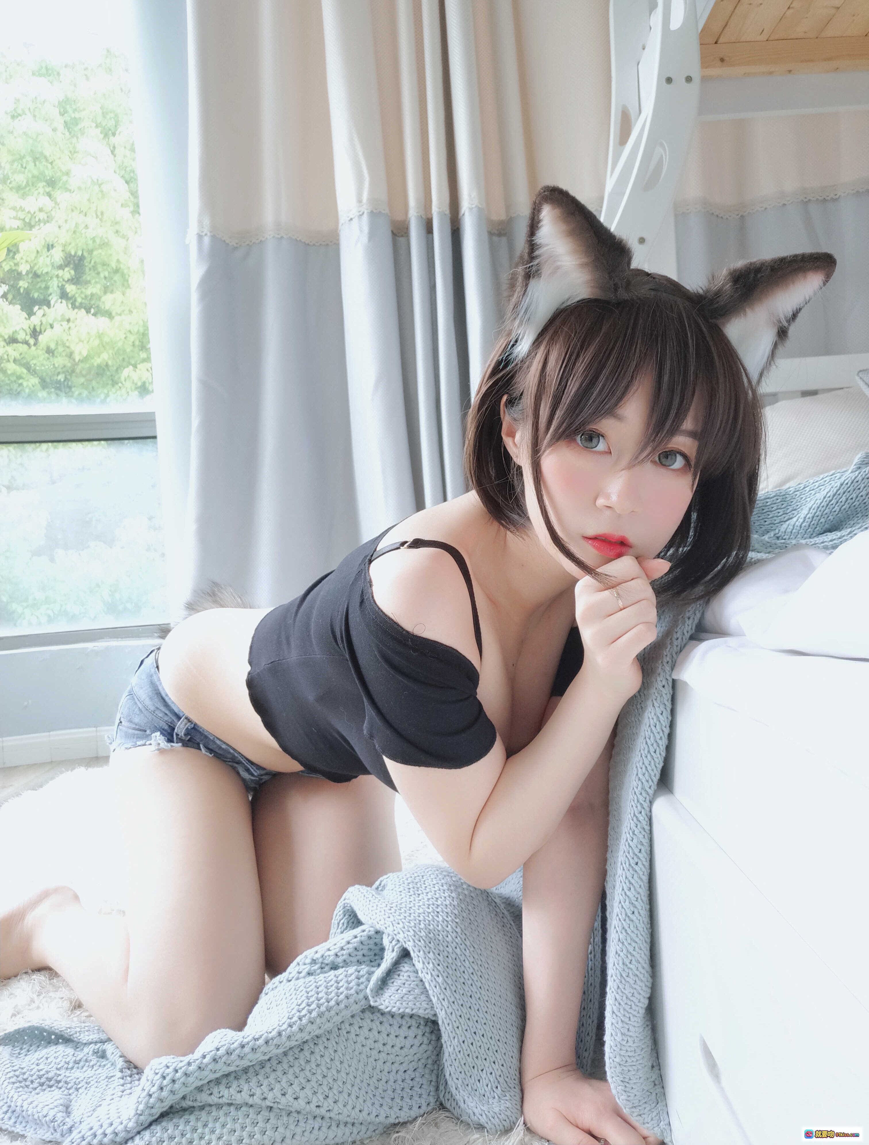图片[4] - 白银81 NO.010 布偶猫 Cosplay 狐耳少女 室内跪姿写真 46P8V-442MB 高清美图 - 就要吻
