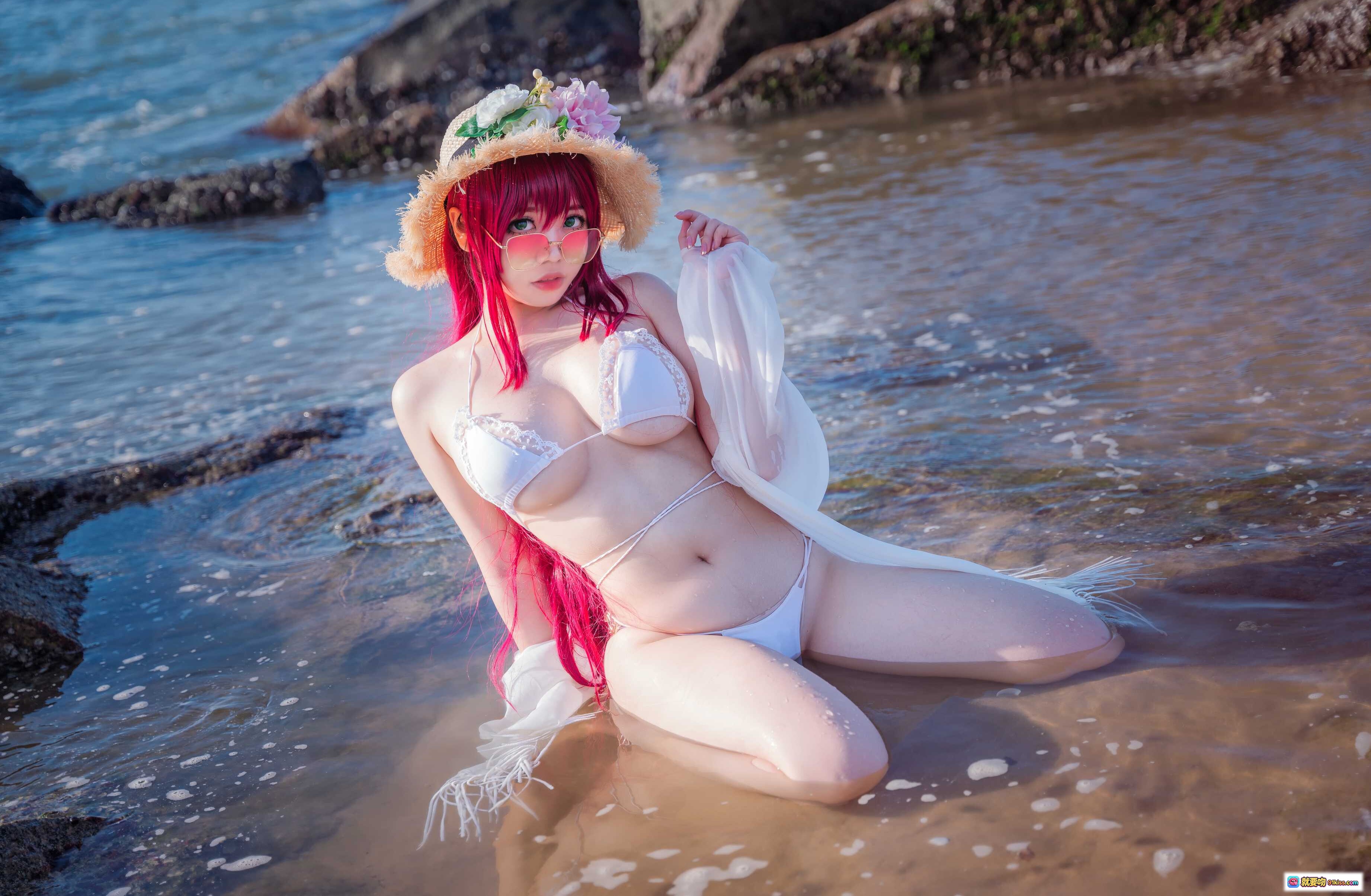 图片[5] - 啊日日_Ganlory NO.008 絮库夫泳装写真｜粉发少女海滩比基尼+草帽花饰+透明手提包+白色流苏罩衫｜40P高清图集 - 就要吻