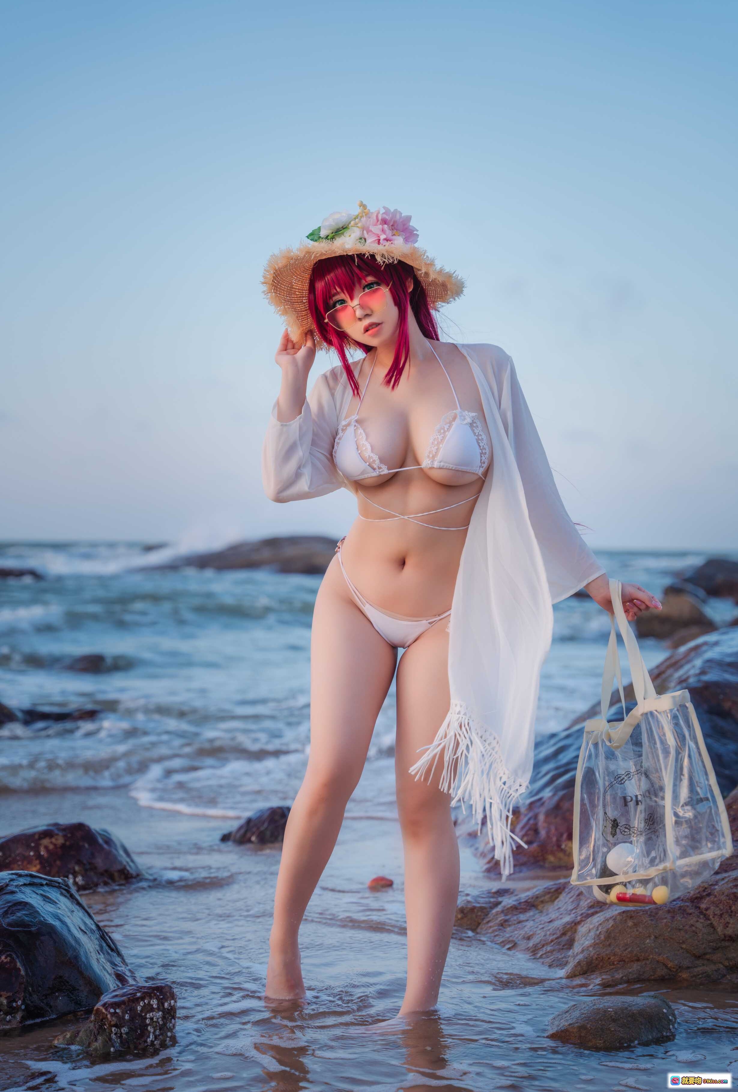 图片[1] - 啊日日_Ganlory NO.008 絮库夫泳装写真｜粉发少女海滩比基尼+草帽花饰+透明手提包+白色流苏罩衫｜40P高清图集 - 就要吻