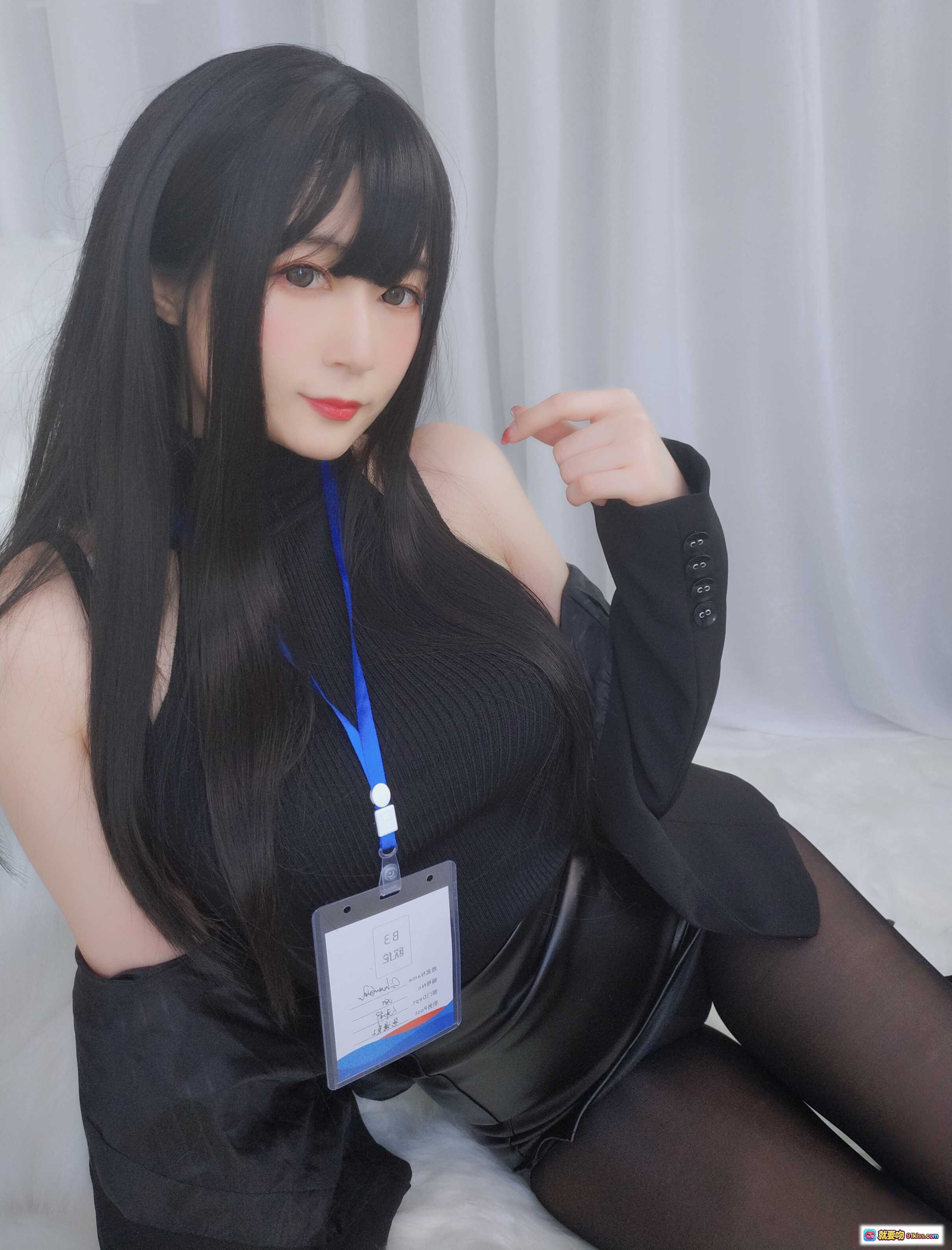 图片[7] - 白银81 NO.024 职场新人写真 118P黑裙吊带蕾丝美腿性感私房照 - 就要吻