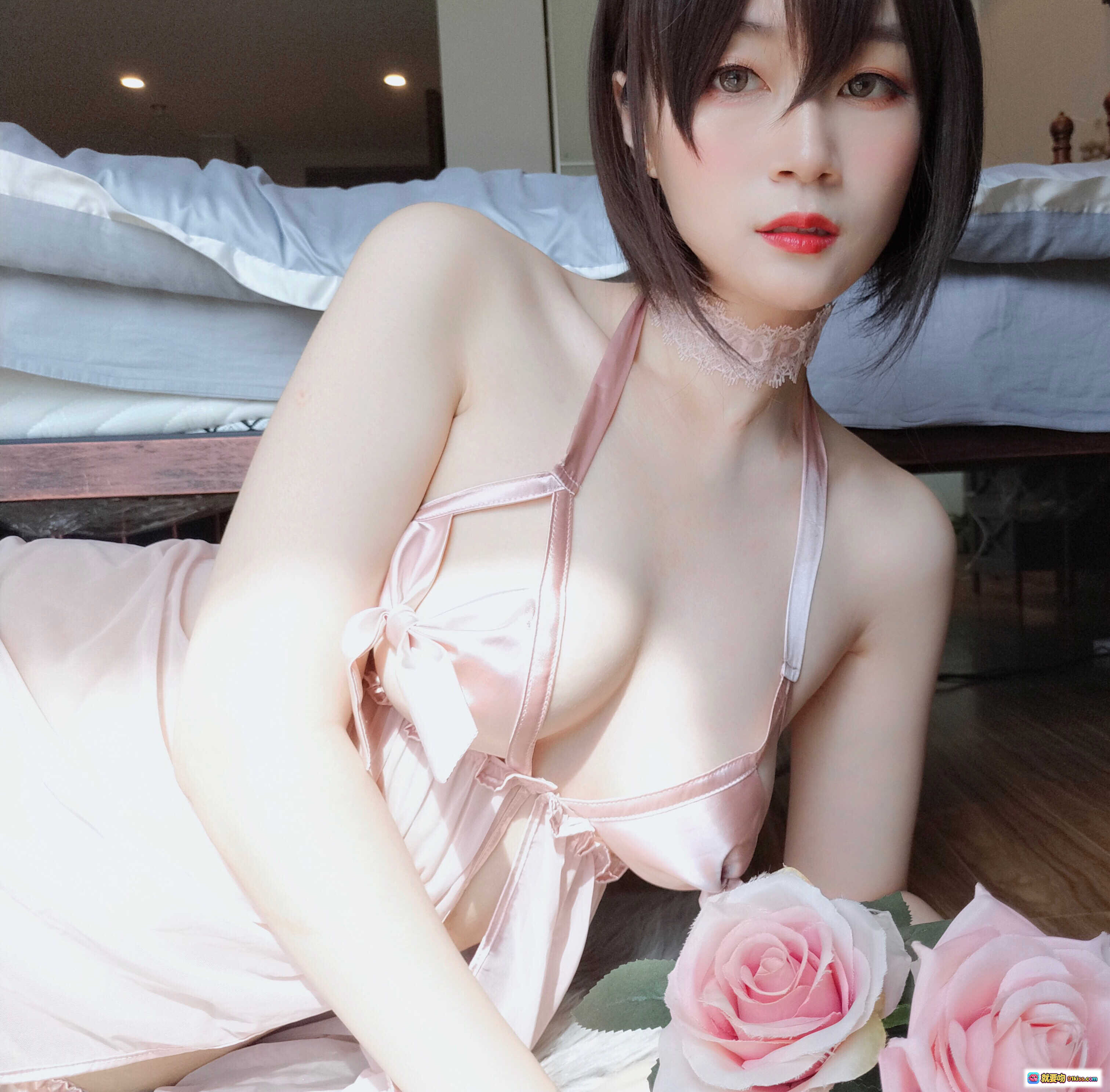 图片[7] - 白银81 NO.007 粉色蝴蝶结睡衣性感写真 41P高清美图 床上诱惑姿势 甜美短发少女风 - 就要吻