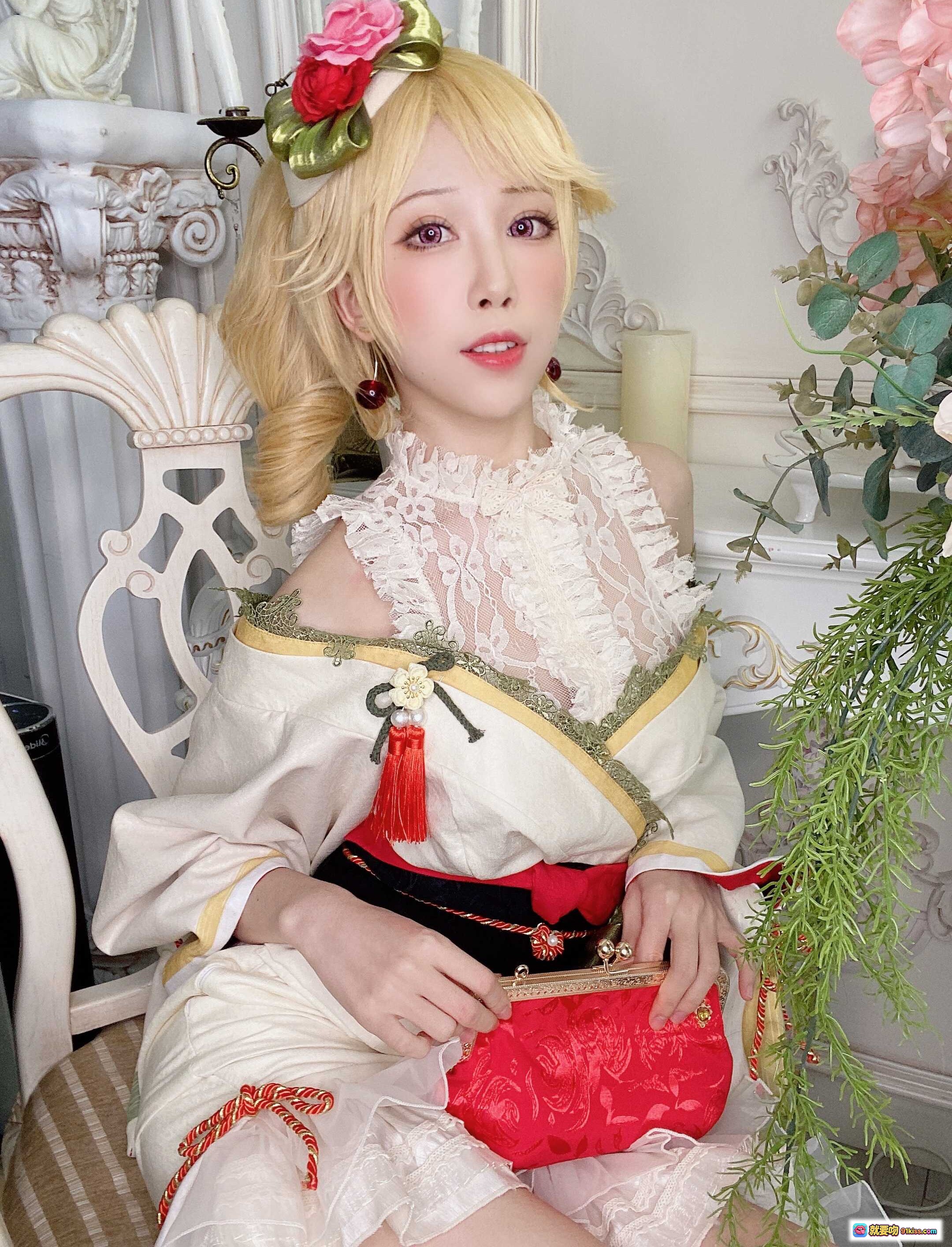 图片[4] - 水淼aqua NO.079 黎塞留新春自拍｜洛丽塔蕾丝洋装+玫瑰发饰+下午茶场景+精致妆容+古典宫廷风写真 - 就要吻