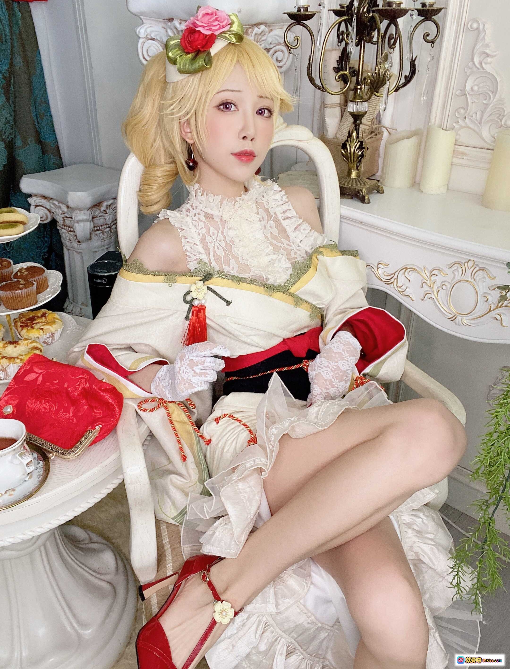 图片[2] - 水淼aqua NO.079 黎塞留新春自拍｜洛丽塔蕾丝洋装+玫瑰发饰+下午茶场景+精致妆容+古典宫廷风写真 - 就要吻
