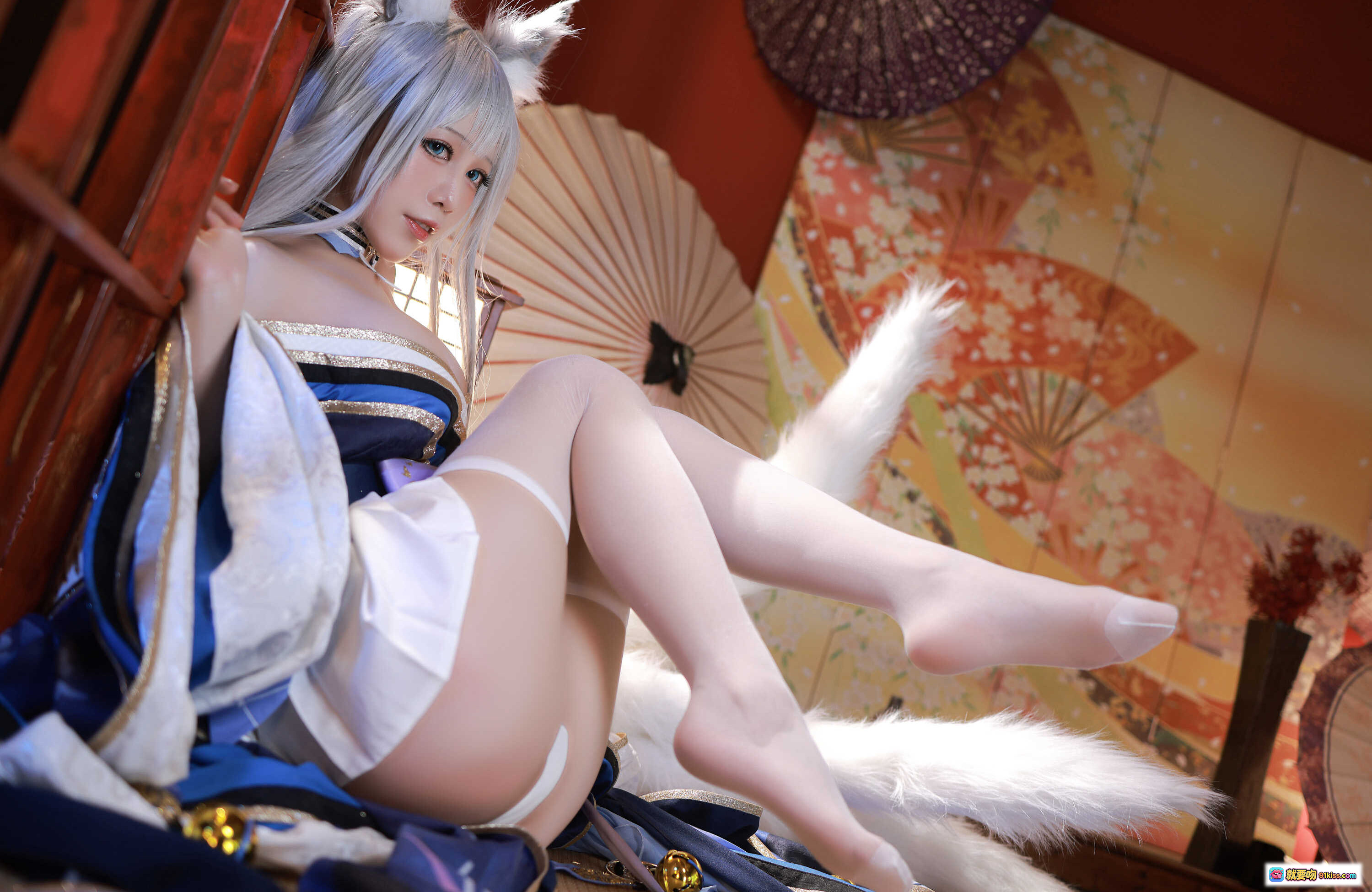 图片[5] - 水淼Aqua NO.079新春4套正片 信浓COS 狐耳白发美少女 日式和风场景 丝袜美腿 30岁御姐风 - 就要吻