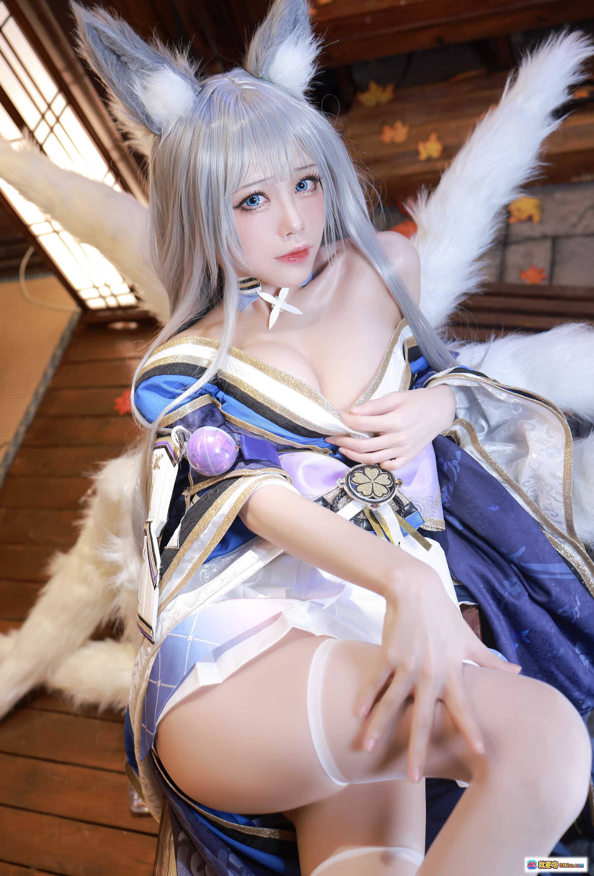 图片[9] - 水淼Aqua NO.079新春4套正片 信浓COS 狐耳白发美少女 日式和风场景 丝袜美腿 30岁御姐风 - 就要吻