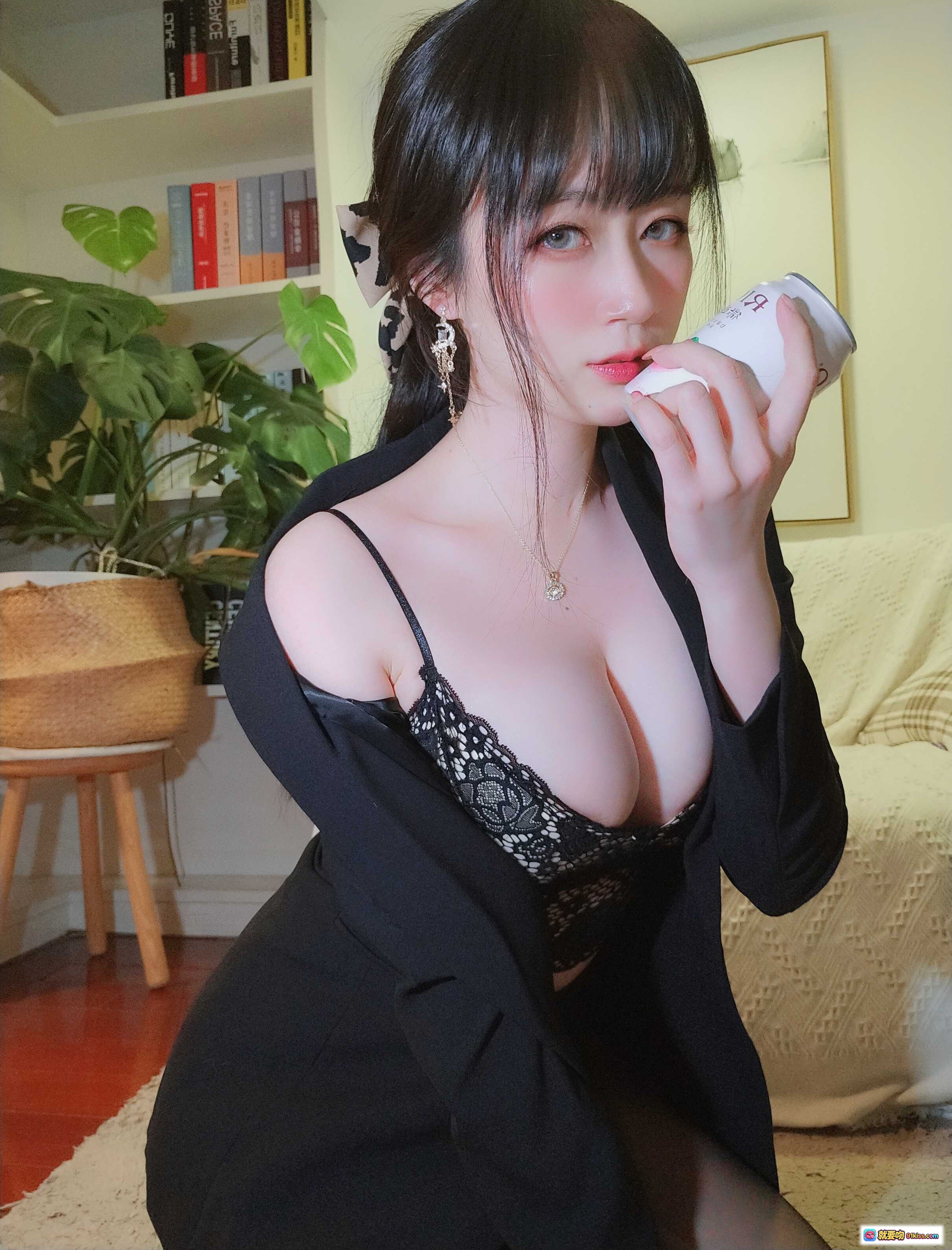 图片[7] - 白银81 NO.078 酒后女秘书自拍写真 Vol.49 黑丝蕾丝内衣美腿私房照 70P高清图集 - 就要吻