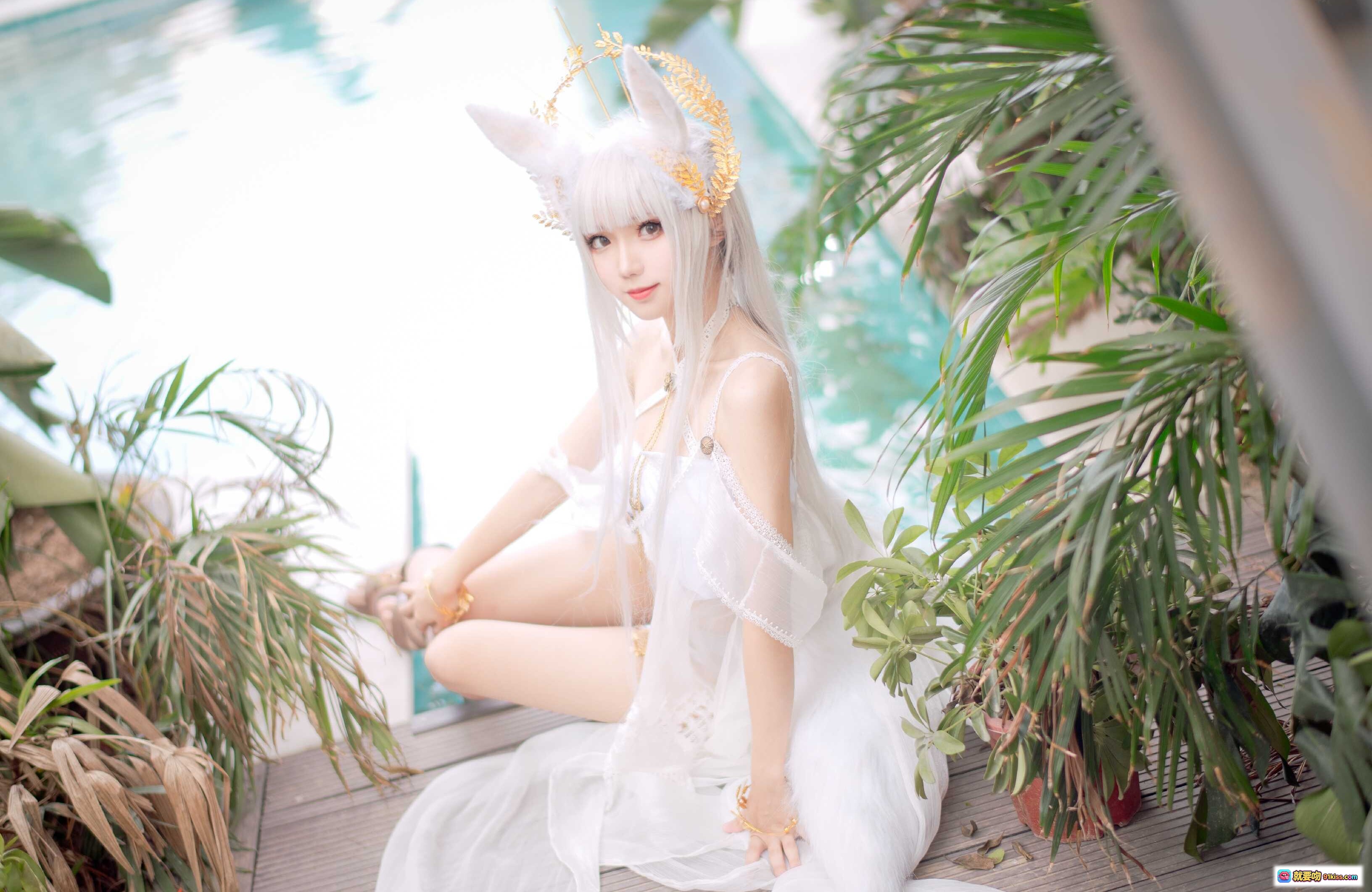 图片[2] - 花柒Hana NO.006 白金cos泳装写真｜泳池边仙气白裙兔耳造型｜18P高清美图 - 就要吻