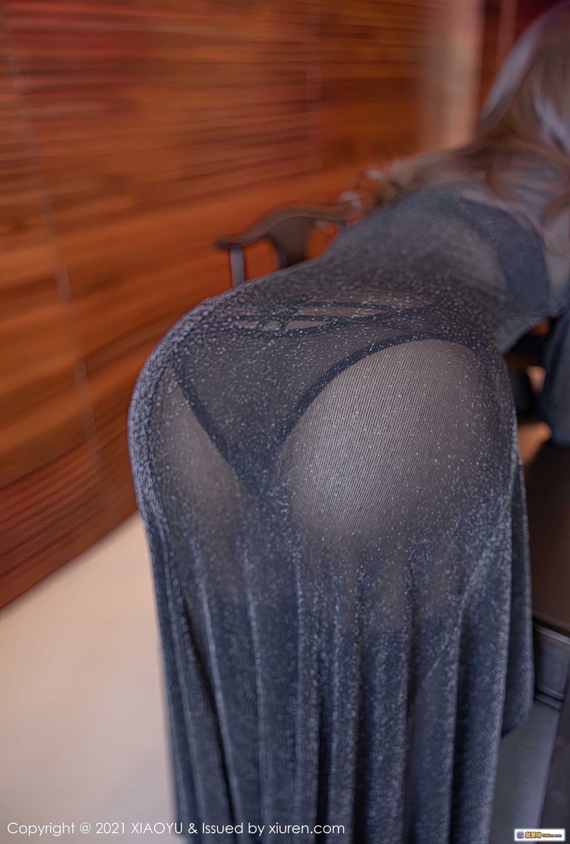 图片[9] - 郑颖姗Bev黑丝美腿高跟诱惑写真 | XIAOYU Vol.549 2021性感私房照 - 就要吻