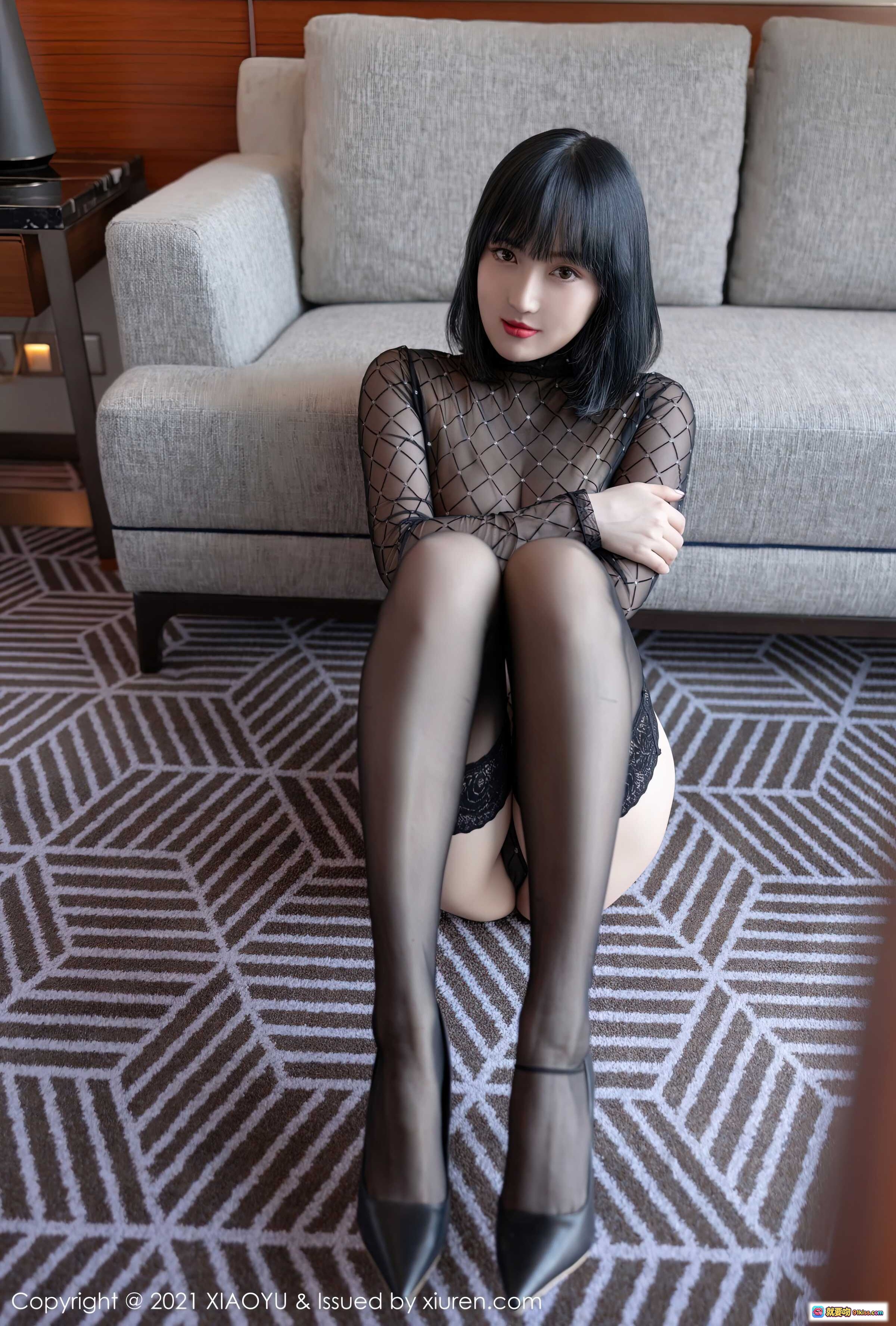 图片[4] - XIAOYU 2021.04.26 Vol.516 豆瓣酱 黑丝透视装 网格长袖 写真美图 高跟鞋 室内优雅姿态 - 就要吻