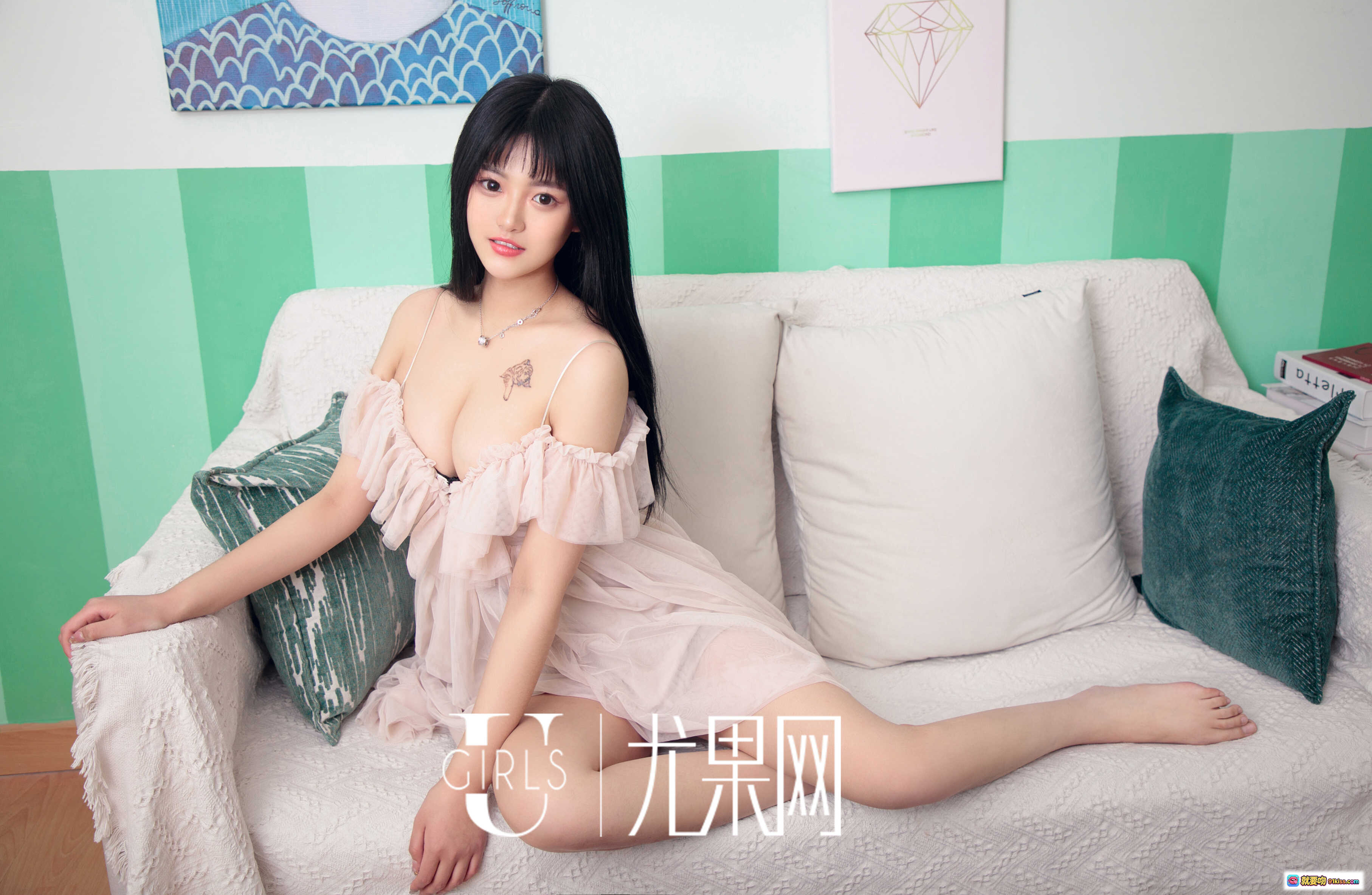 图片[2] - Ugirls尤果网2019.01.30 U413桃子65P高清写真 美女床上性感蕾丝内衣私房照 优雅黑发少女床品背景摄影 - 就要吻